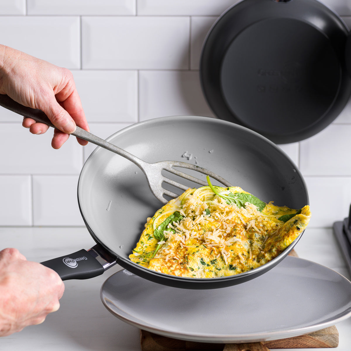 Dover Ceramic Nonstick 8 and 10 Frypan Set | Black - Image 5