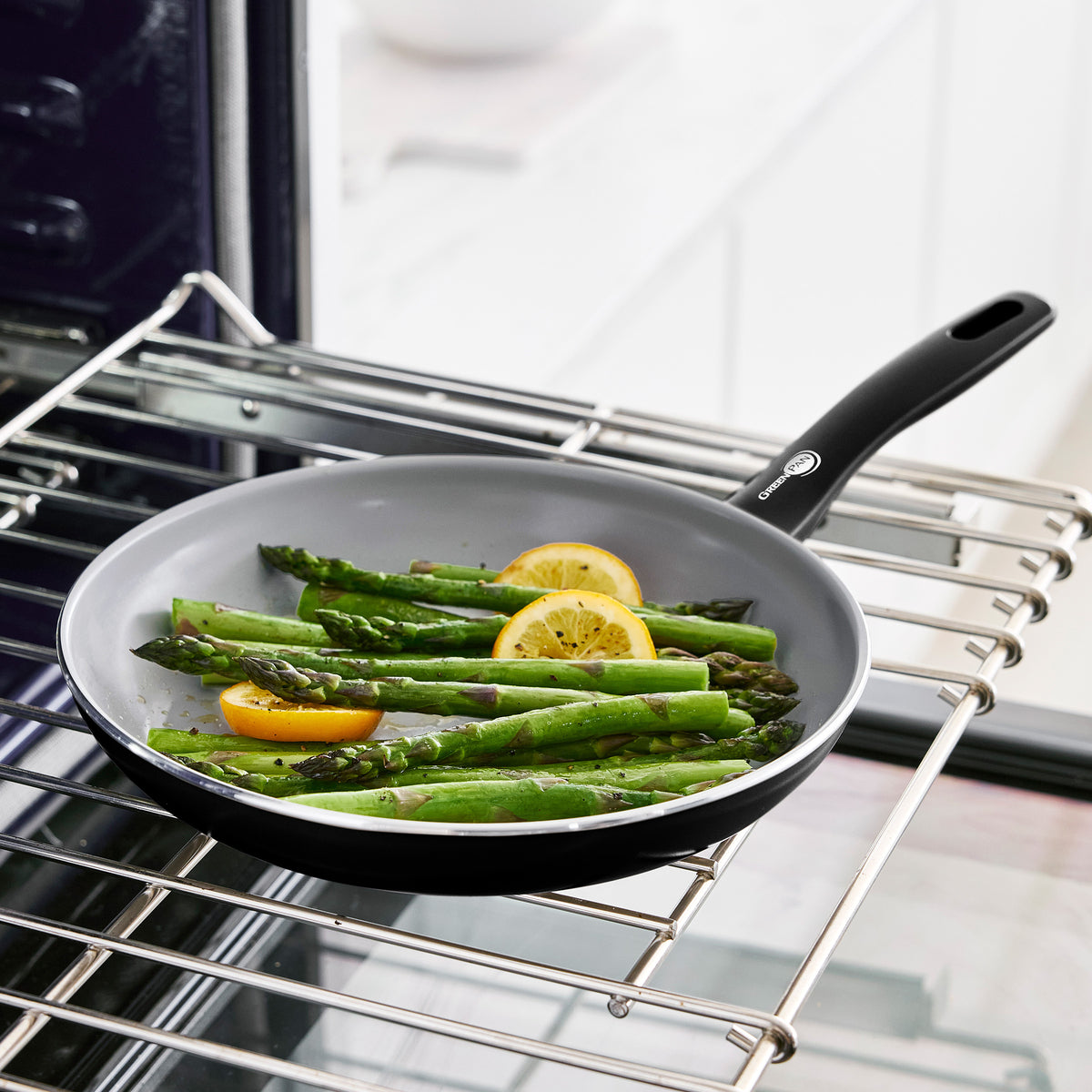 Dover Ceramic Nonstick 8 and 10 Frypan Set | Black - Image 4