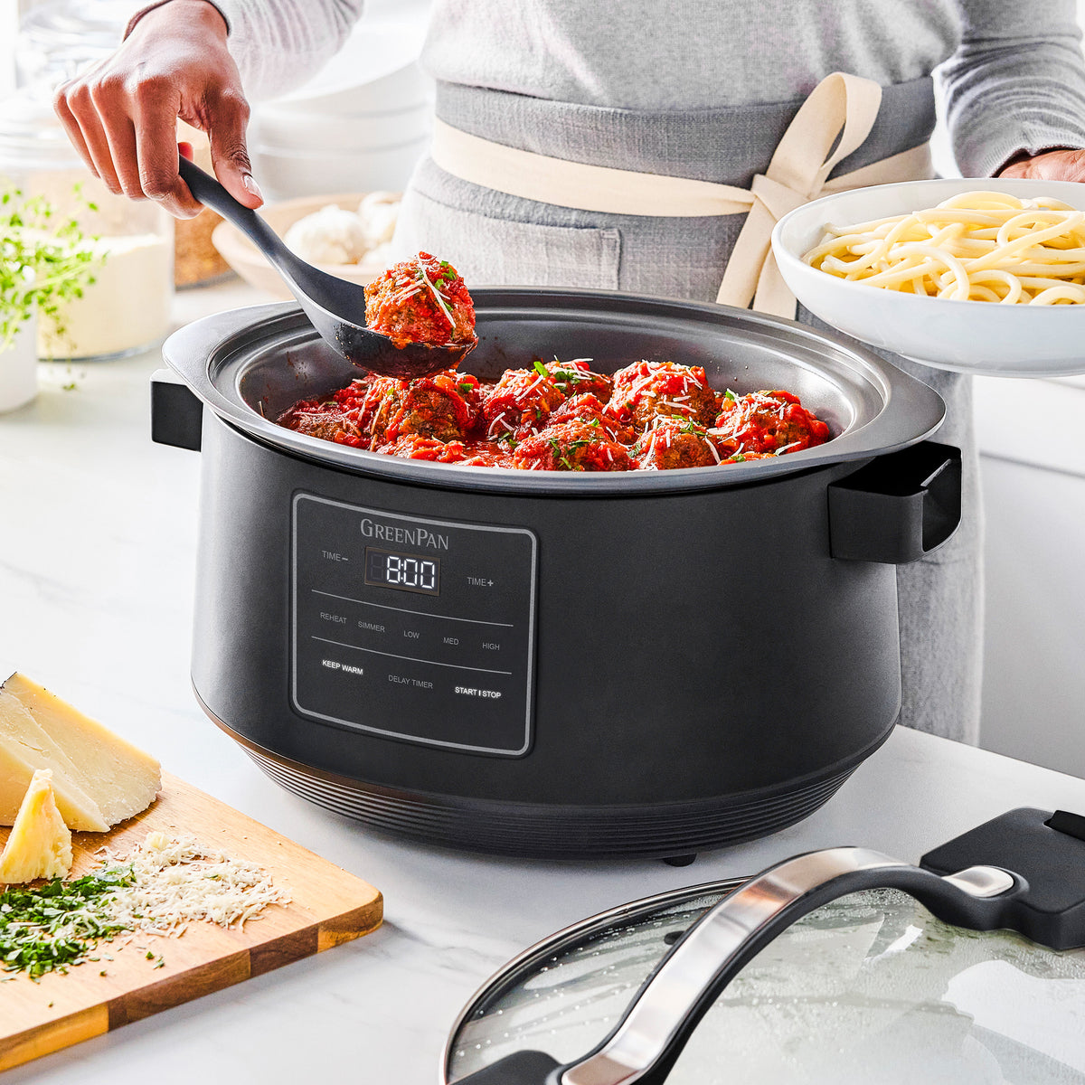 8-Quart Locking Lid Slow Cooker | Graphite - Image 3