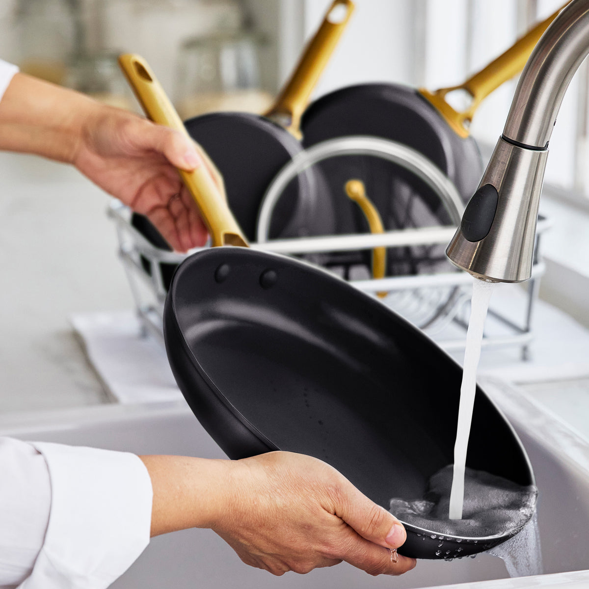 Reserve Ceramic Nonstick 5-Piece Cookware Set | Black - Image 7