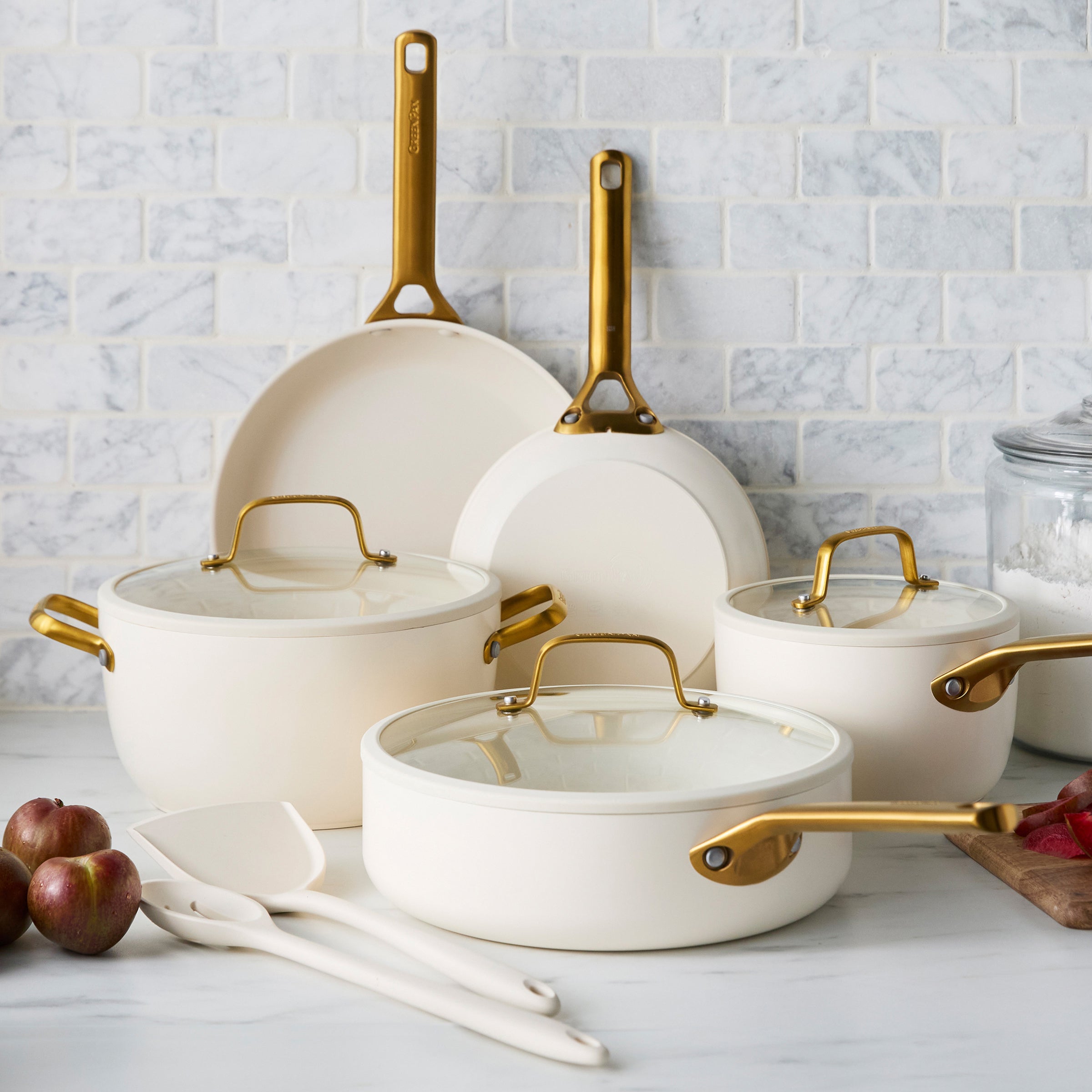 Reserve Pro 18-Piece Cookware & Bakeware Set | Cream - Image 3