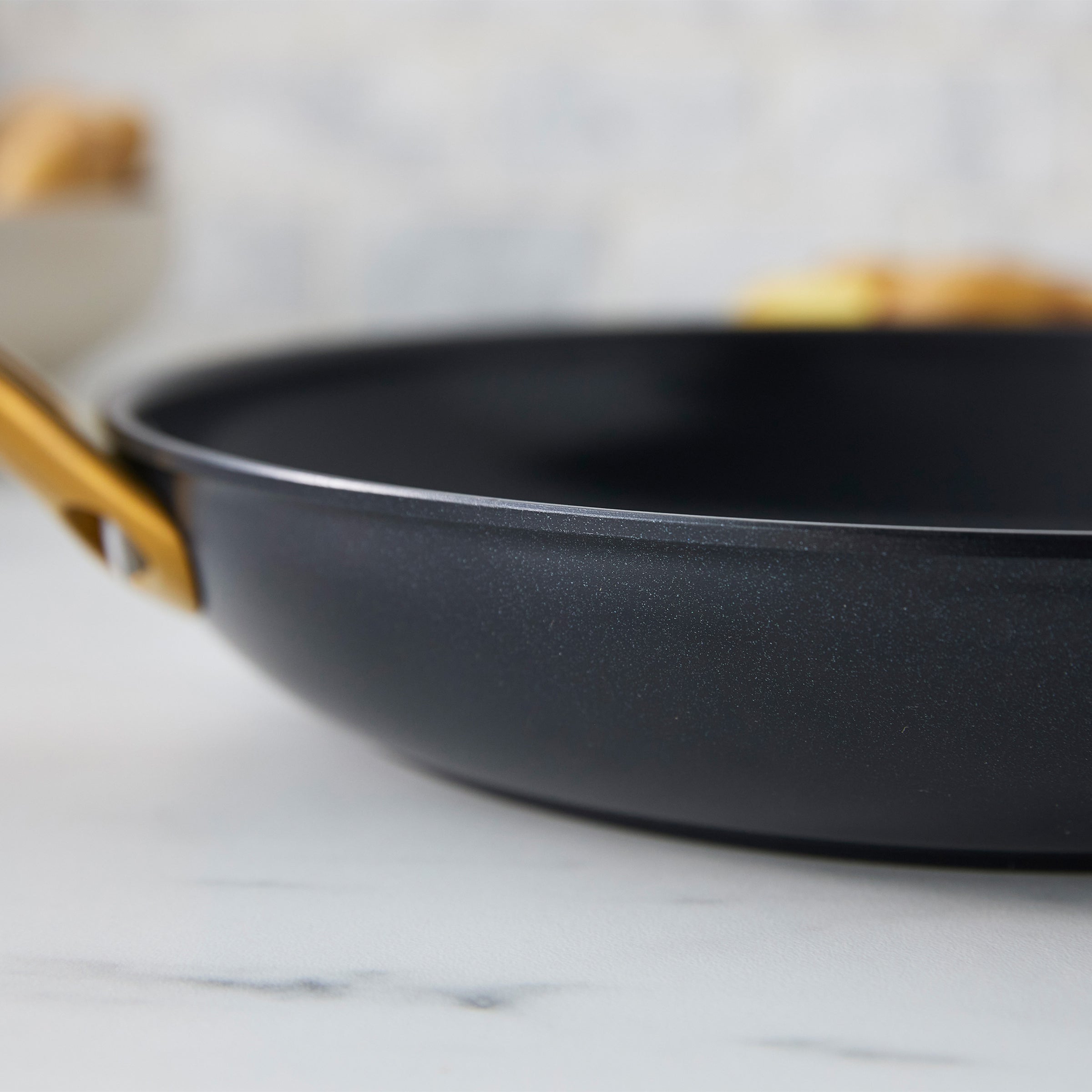 Reserve Pro Ceramic Nonstick 10 and 12 Frypan Set | Black - Image 8