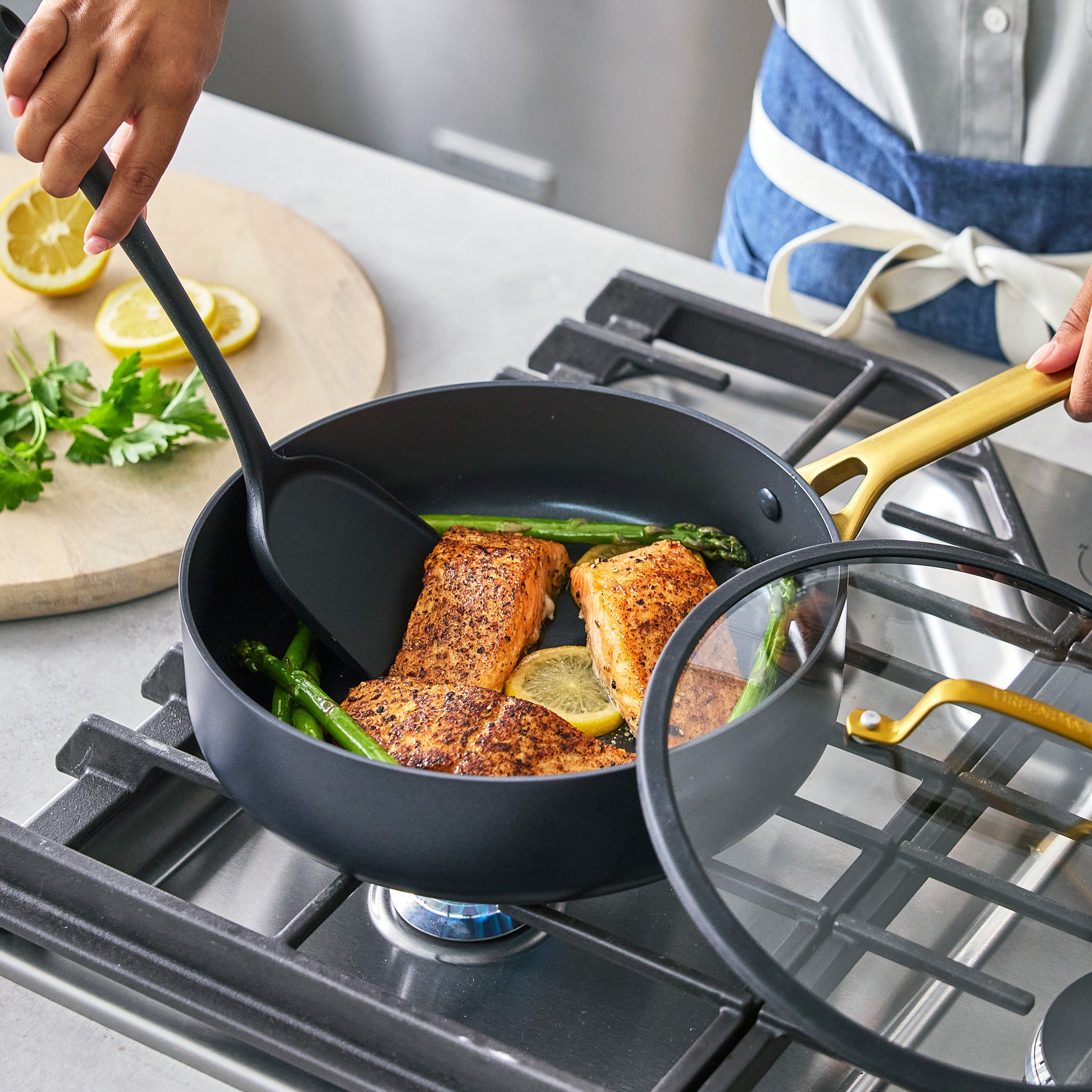 Reserve Pro Ceramic Nonstick 10-Piece Cookware Set | Black - Image 7