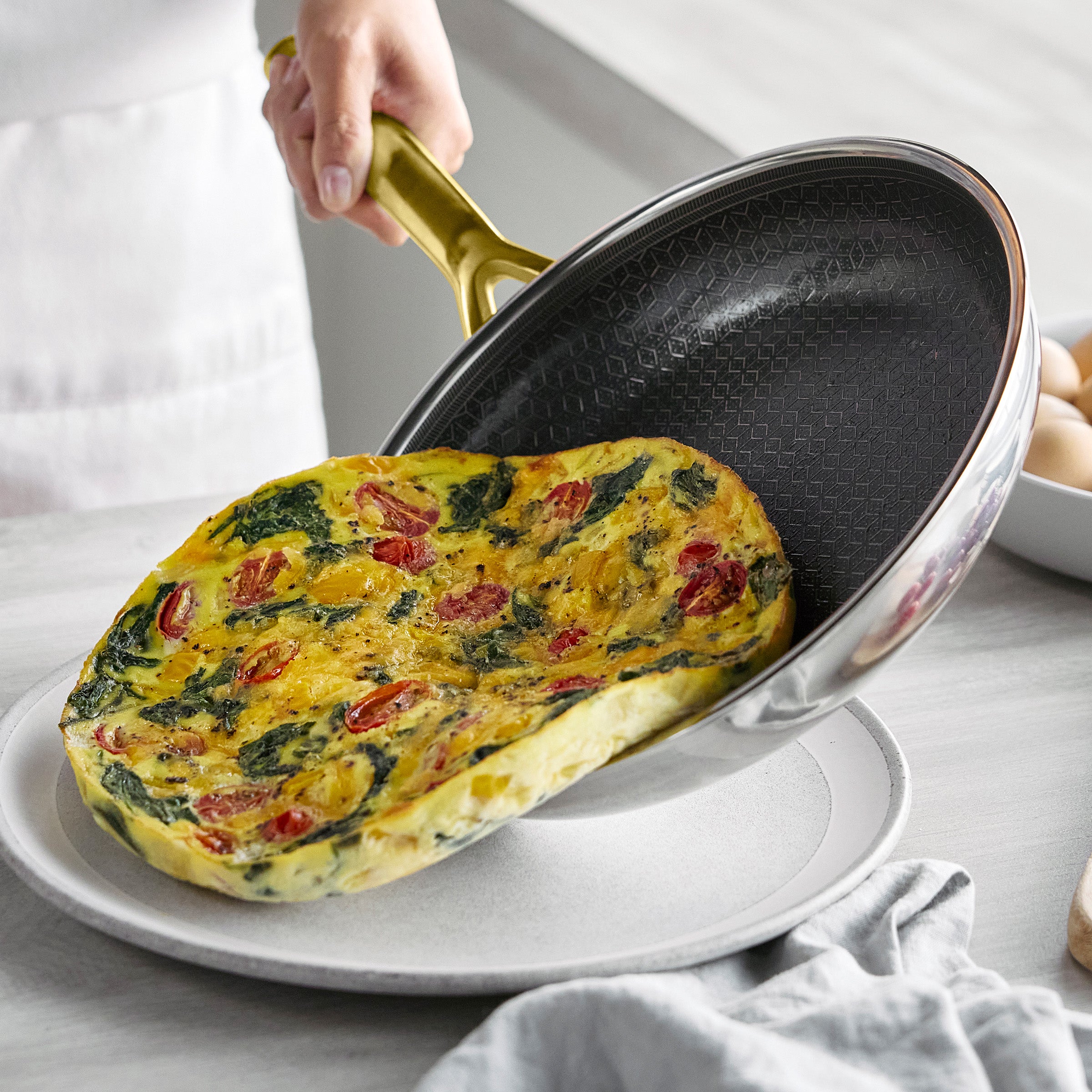 Spectra Gold Thermobond Hybrid Ceramic Nonstick 10-Piece Cookware Set - Image 6