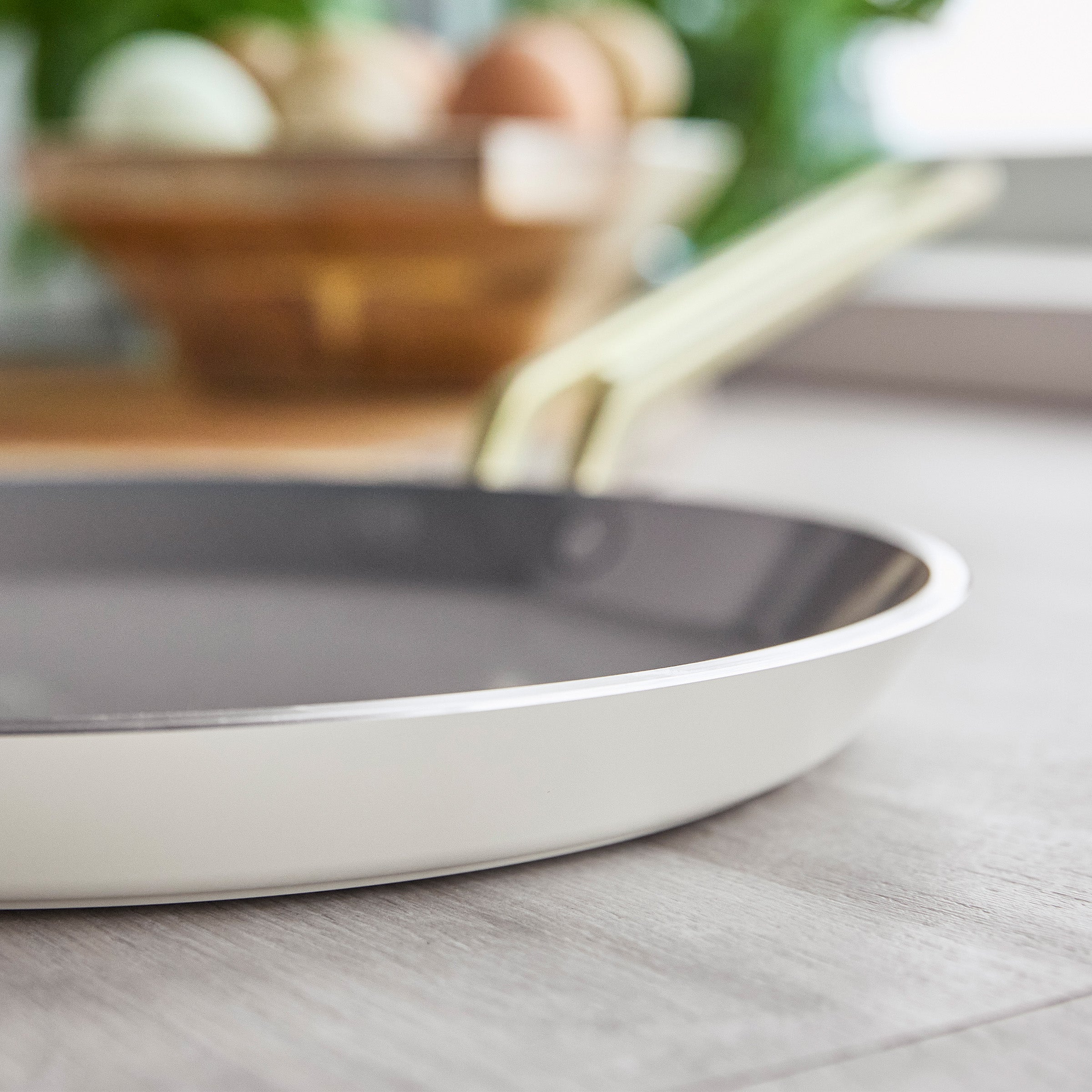 Stanley Tucci™ Ceramic Nonstick 10 Crepe and Omelette Pan | Carrara White - Image 13