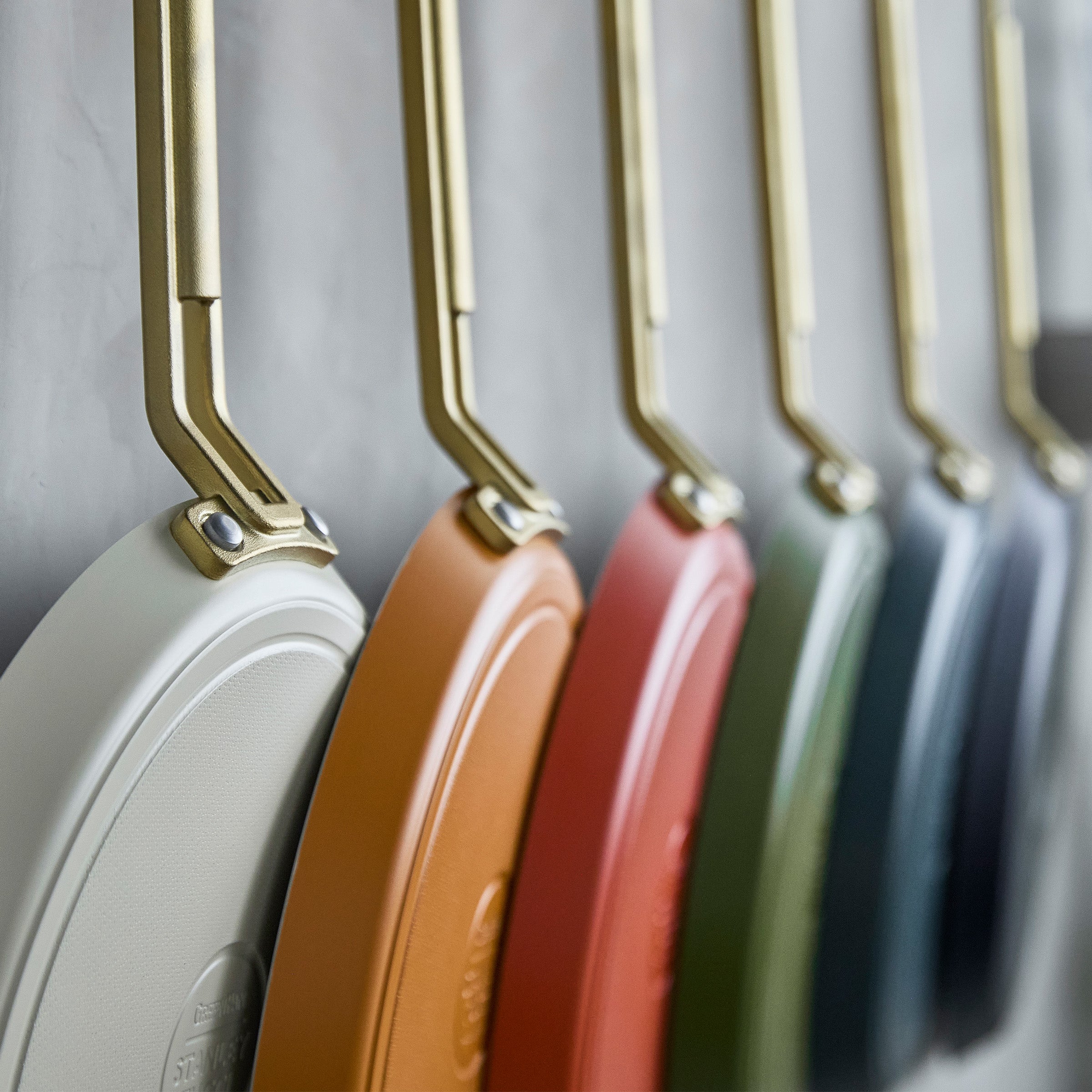 Stanley Tucci™ Ceramic Nonstick 10 Crepe and Omelette Pan | Carrara White - Image 16