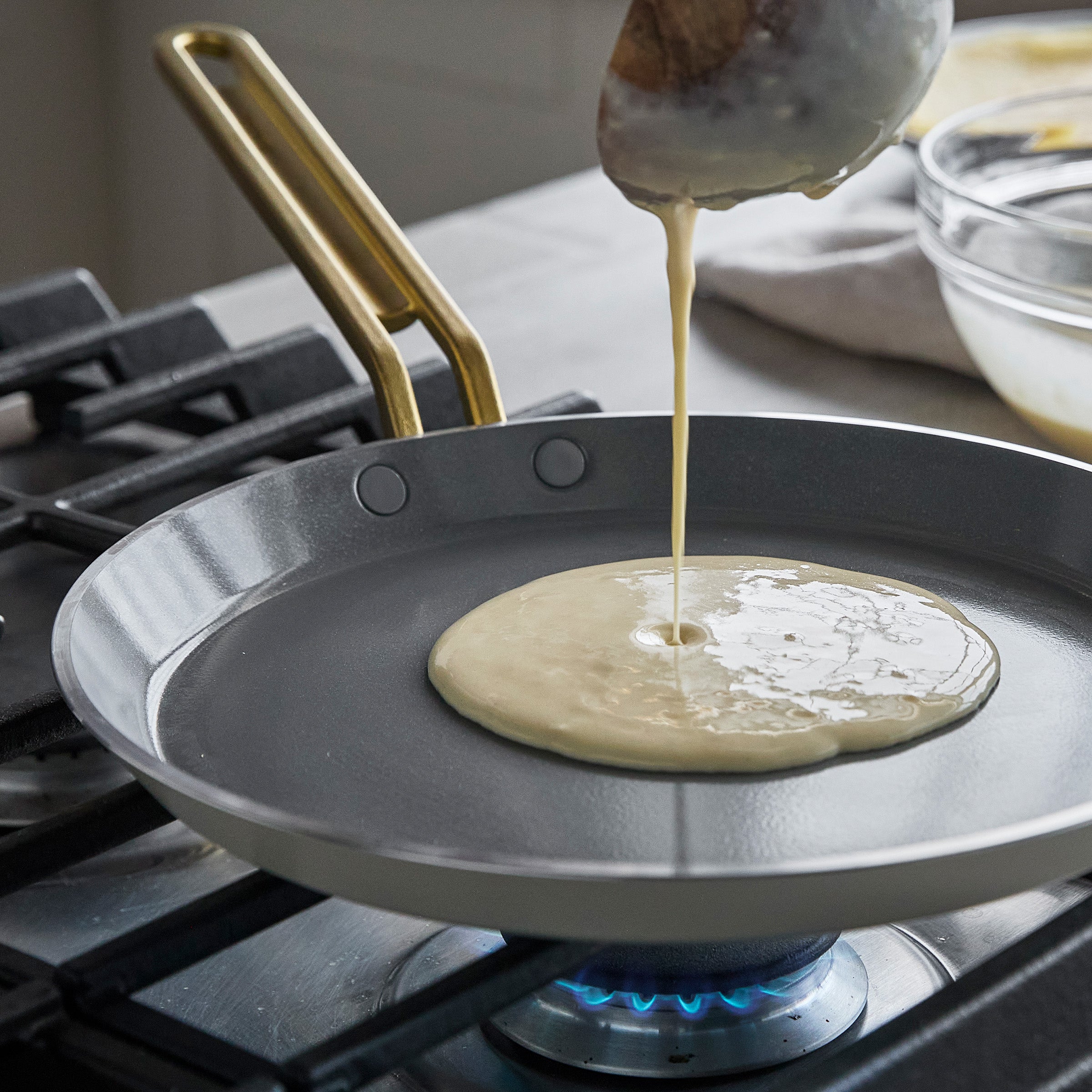 Stanley Tucci™ Ceramic Nonstick 10 Crepe and Omelette Pan | Carrara White - Image 9
