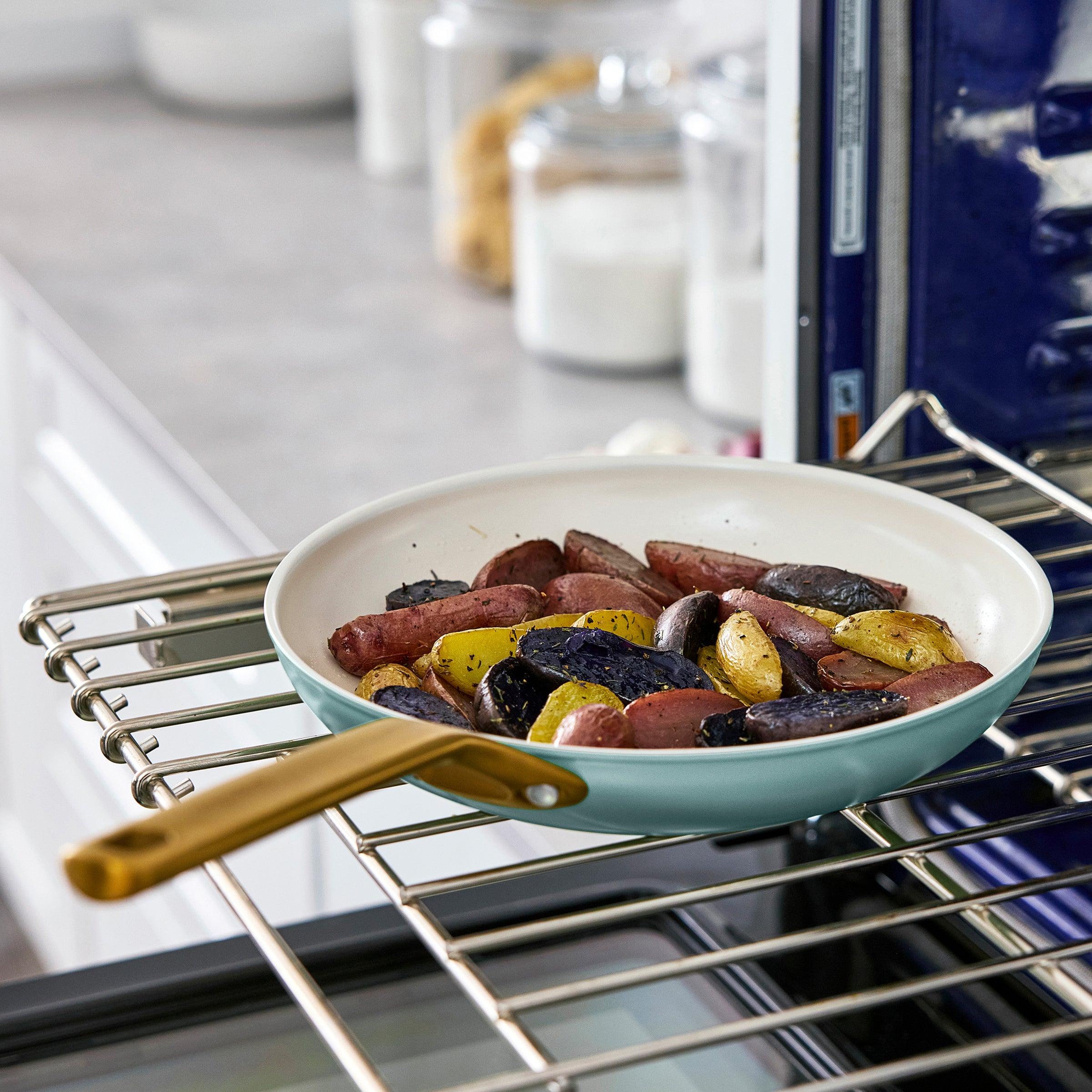 Reserve Pro Ceramic Nonstick 11-Piece Cookware Set | Seaside - Image 6