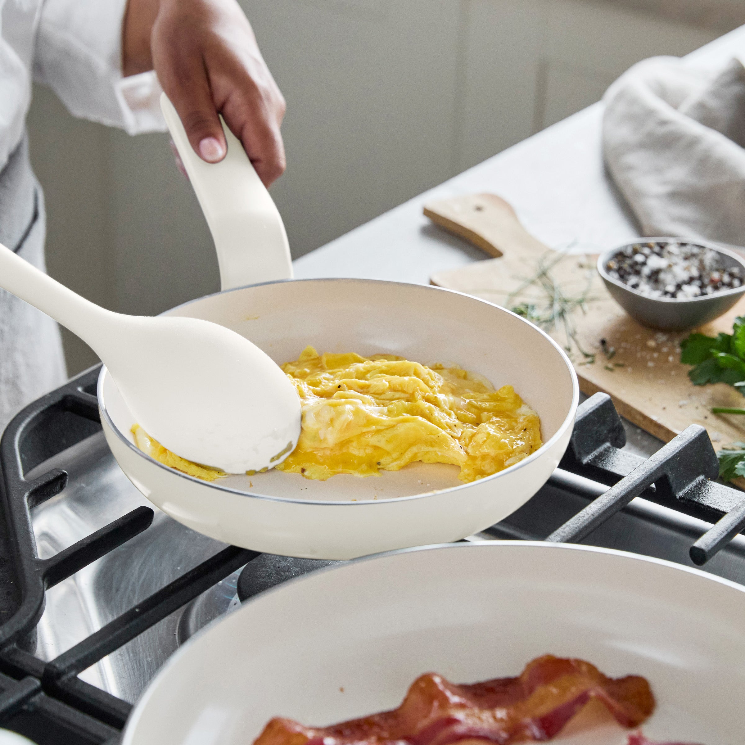 Rio Advanced Ceramic Nonstick 10-Piece Cookware Set | Cream - Image 3
