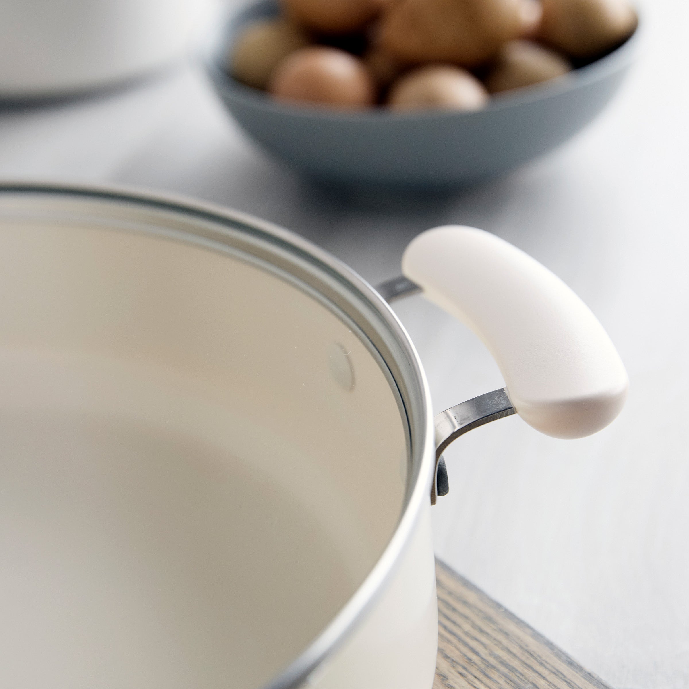 Rio Advanced Ceramic Nonstick 5-Quart Sauté Pan with Lid | Cream - Image 5