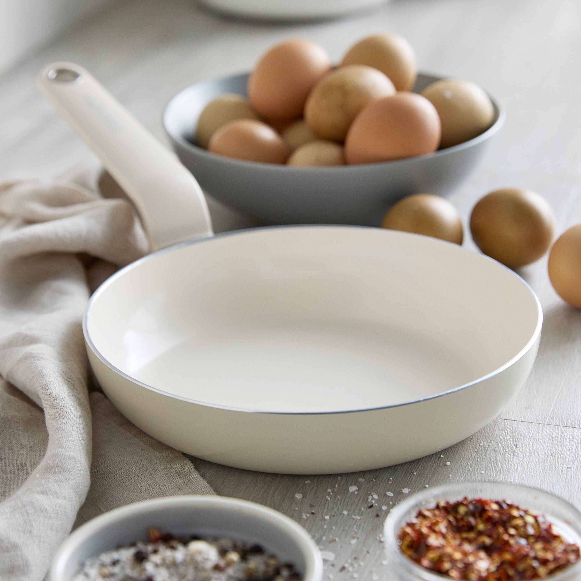 Rio Advanced Ceramic Nonstick 8 Frypan | Cream - Image 2