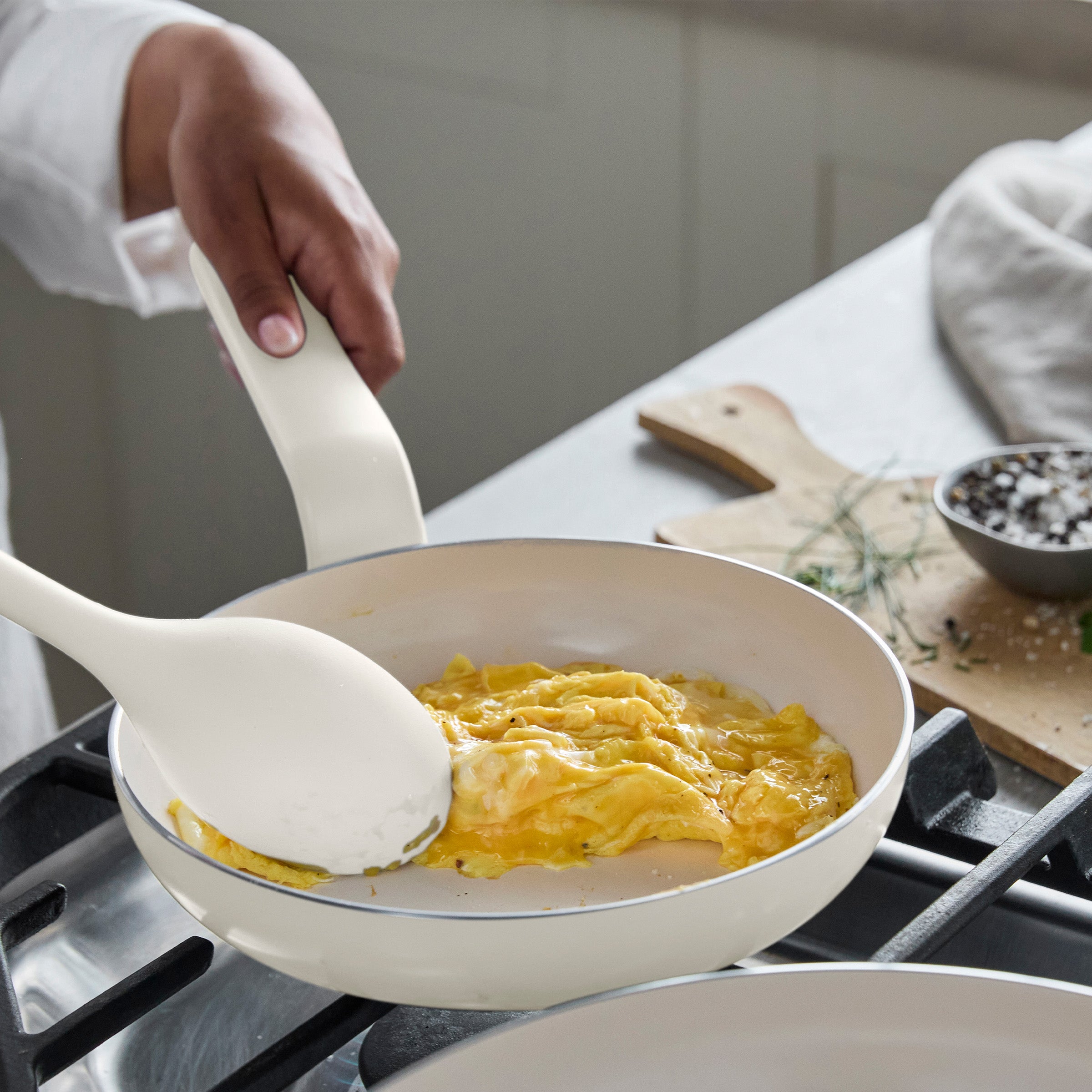 Rio Advanced Ceramic Nonstick 8 Frypan | Cream - Image 4