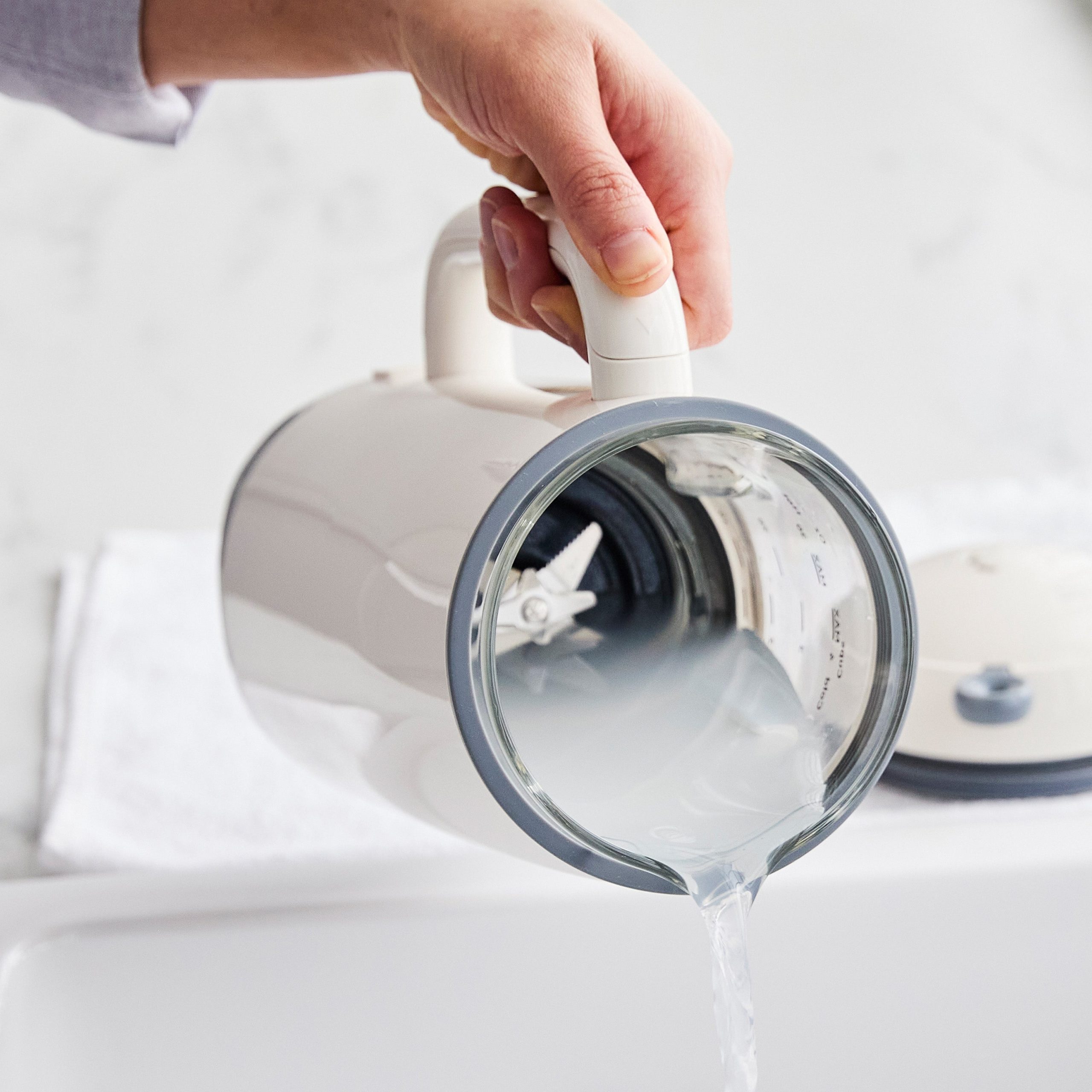 Better Blend Milk Maker | Cloud Cream - Image 11