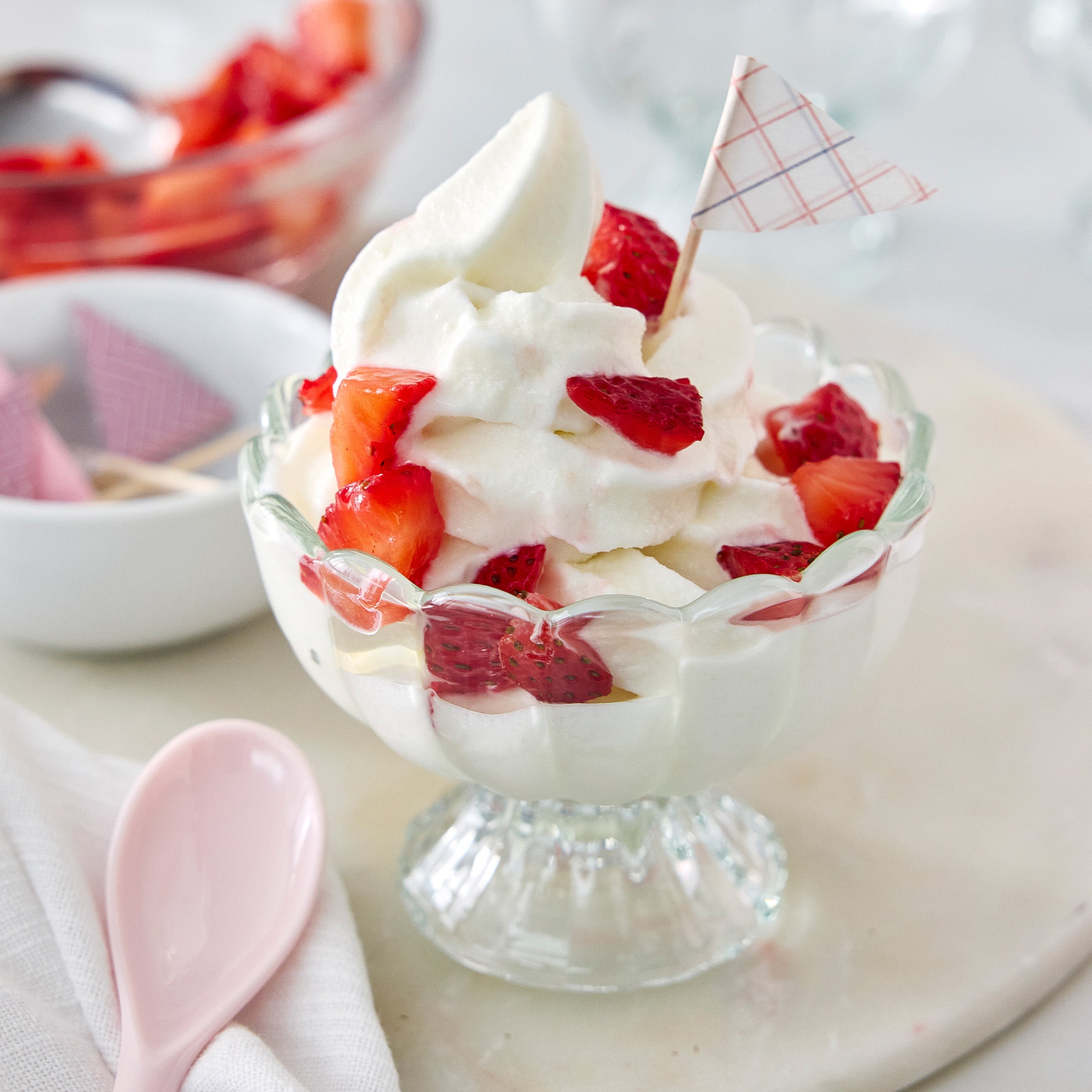 Frost Classic Ice Cream & Frozen Drink Recipe Book - Image 5
