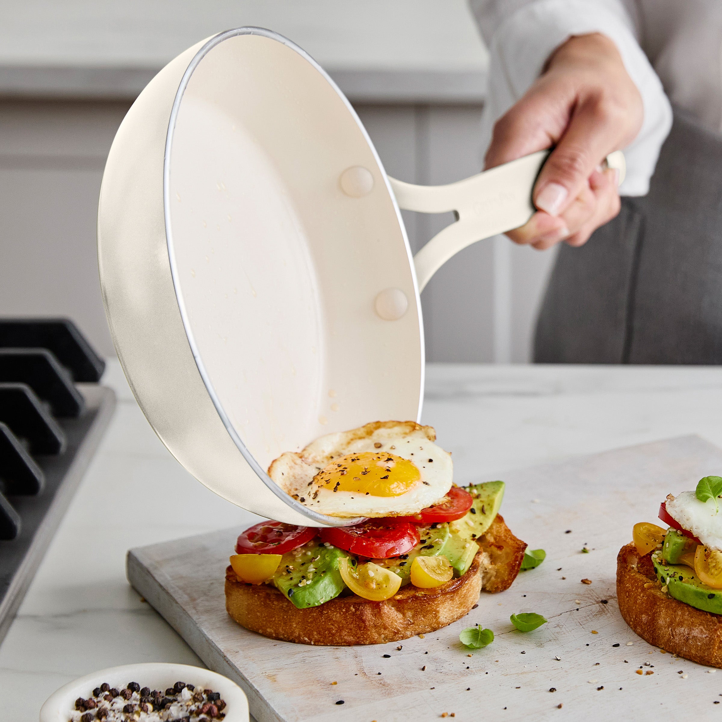 Nova Gallery Ceramic Nonstick 10-Piece Cookware Set | Cream - Image 3