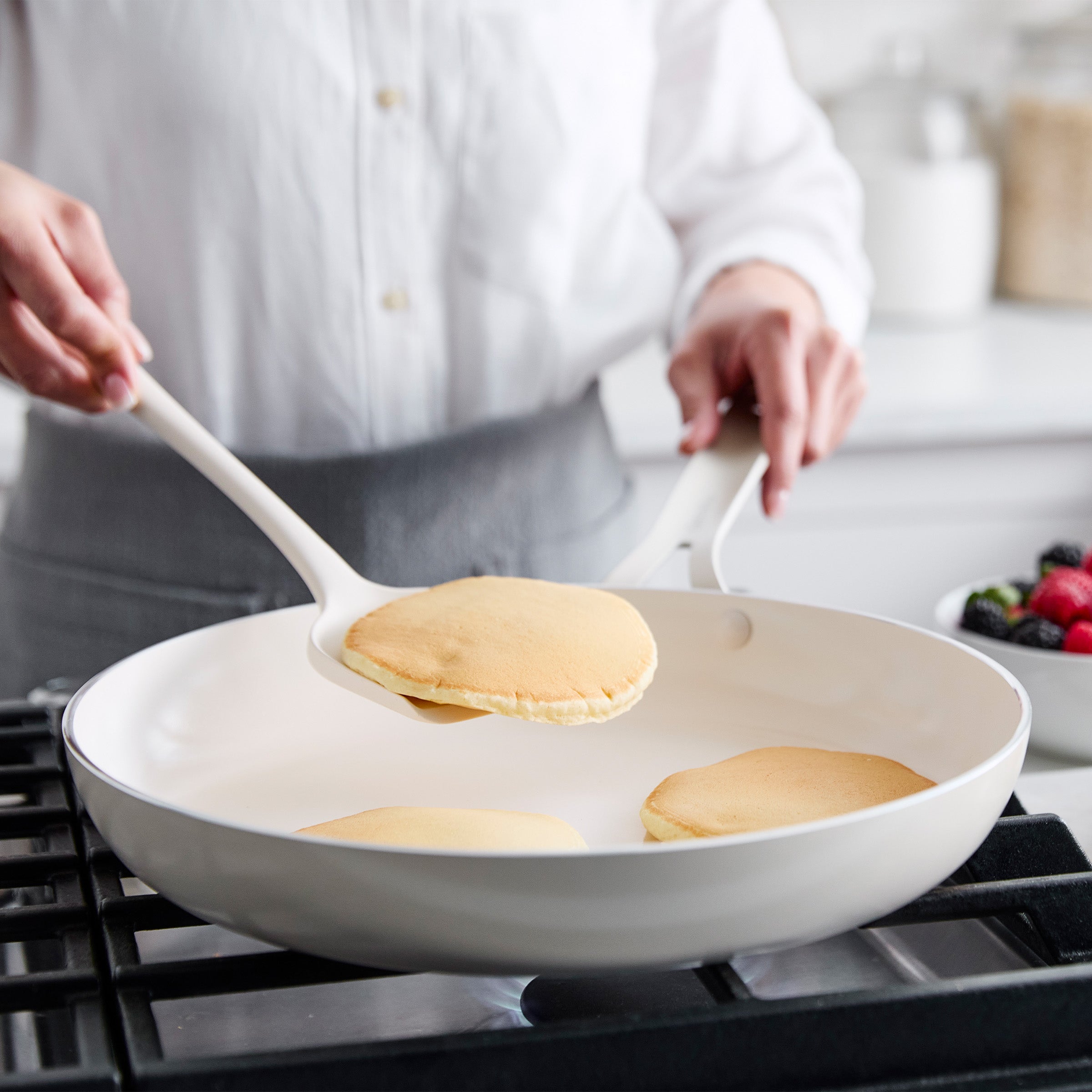 Nova Gallery Ceramic Nonstick 10-Piece Cookware Set | Cream - Image 7
