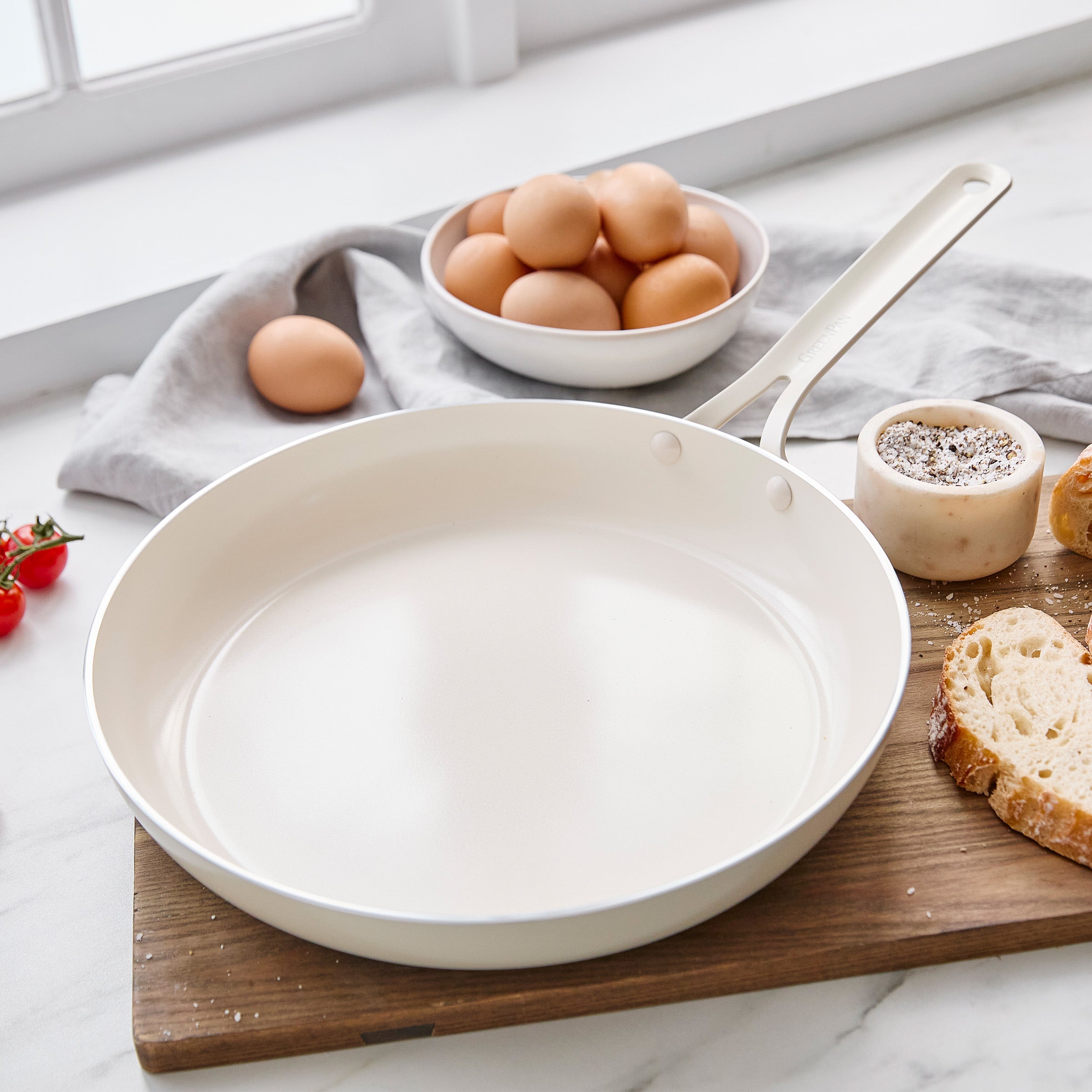 Nova Gallery Ceramic Nonstick 12 Frypan | Cream - Image 2