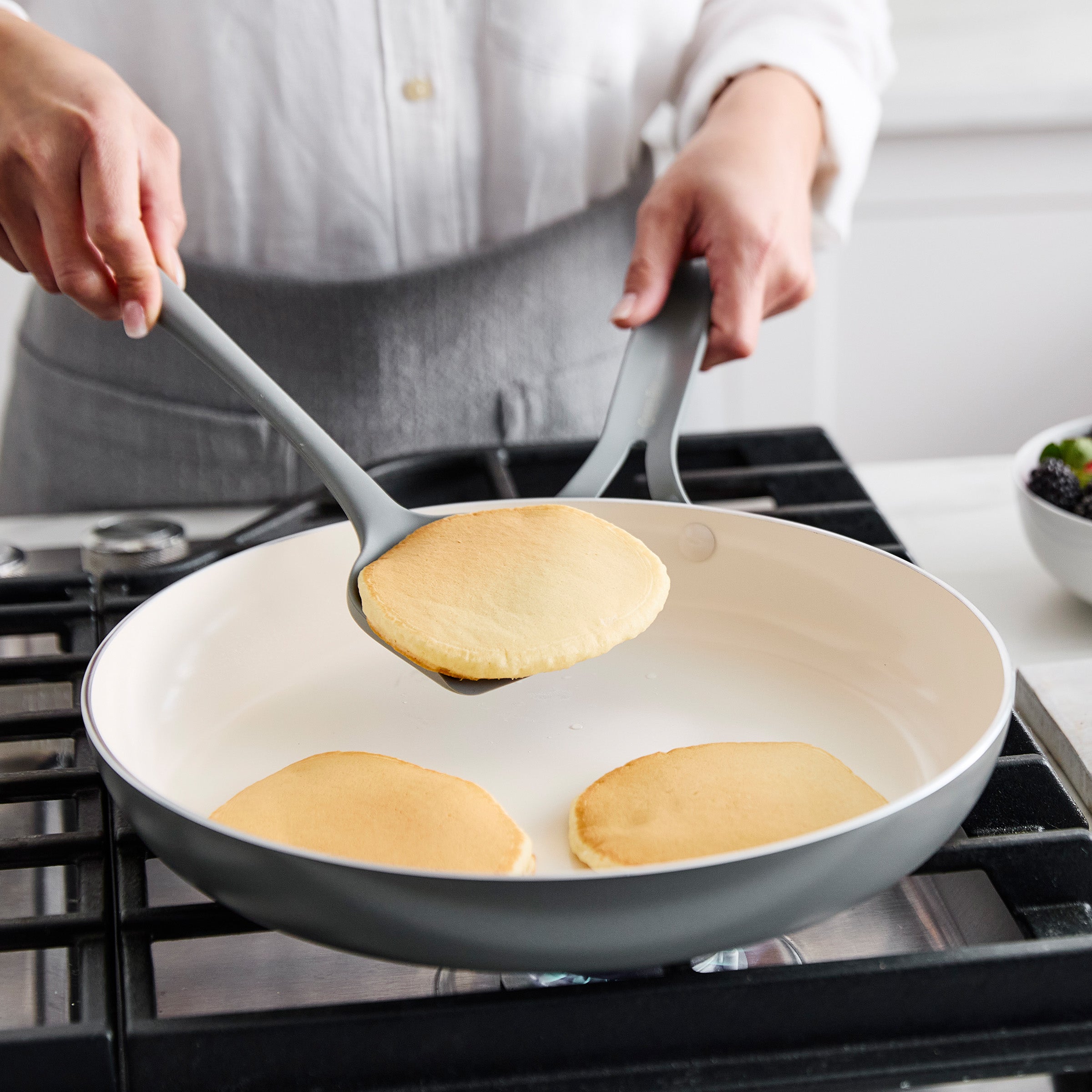 Nova Gallery Ceramic Nonstick 10-Piece Cookware Set | Gray - Image 7