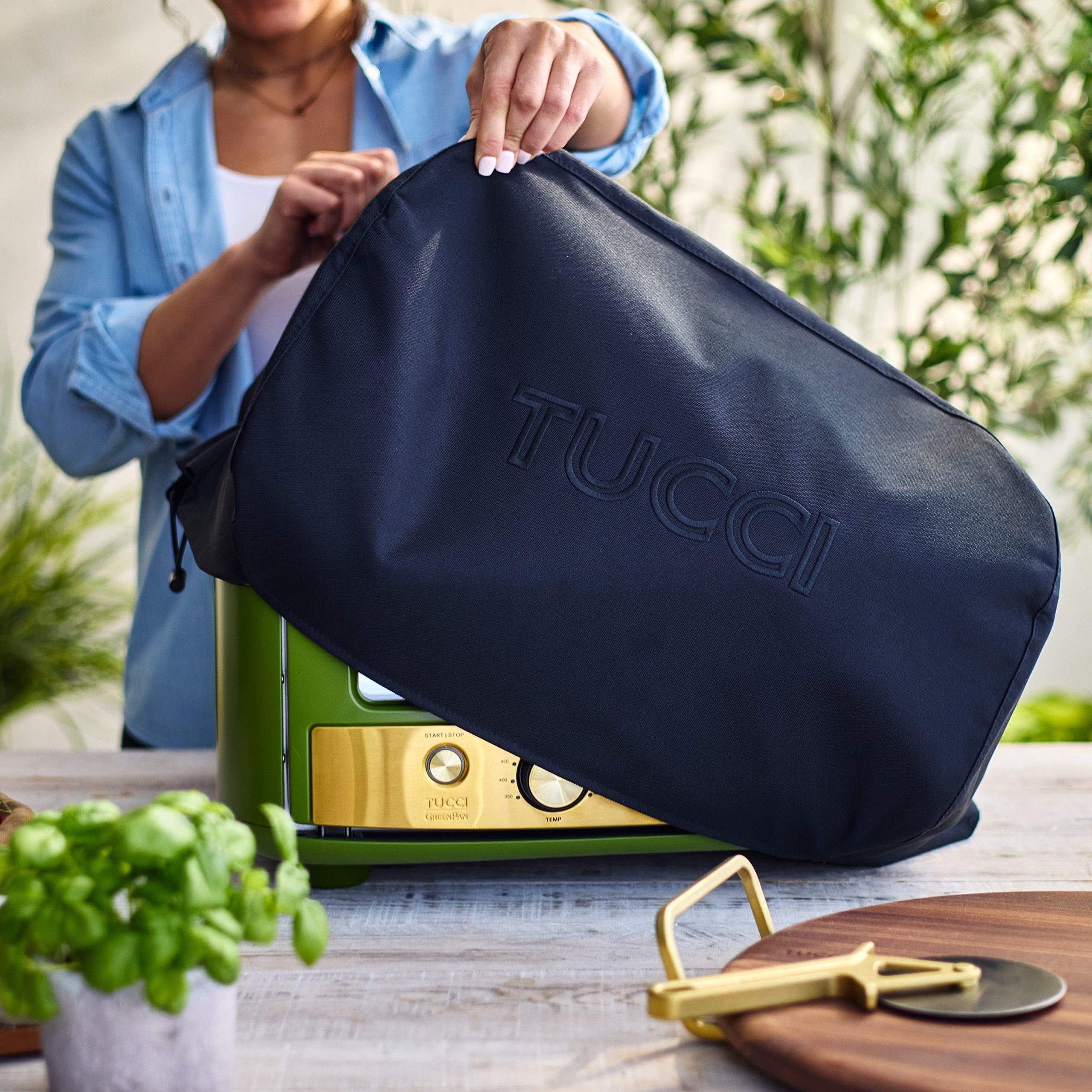 Stanley Tucci™ Indoor and Outdoor Pizza Oven | Tuscan Olive - Image 6