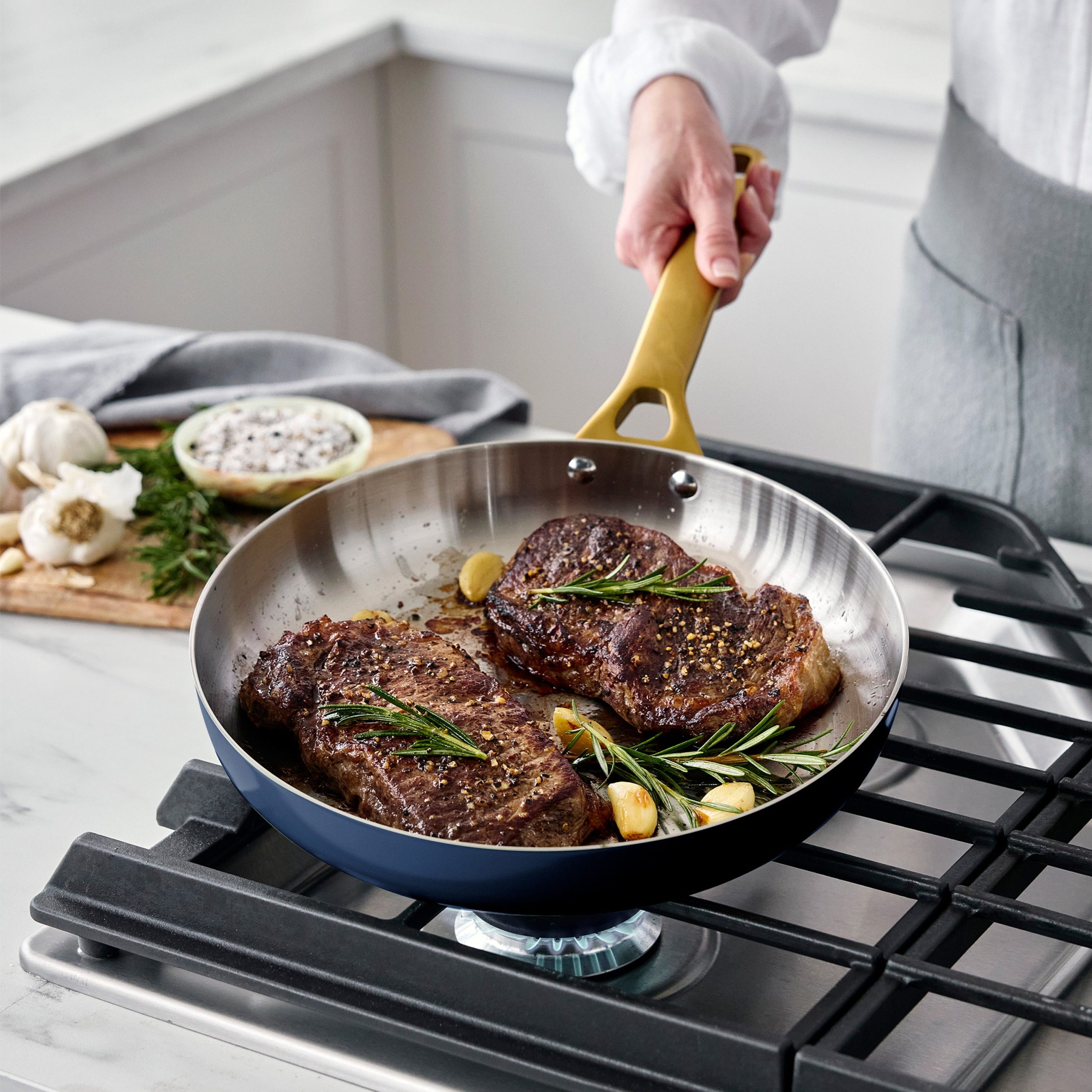 Reserve Pro Uncoated Stainless Steel 10 and 12 Frypan Set | Twilight - Image 4