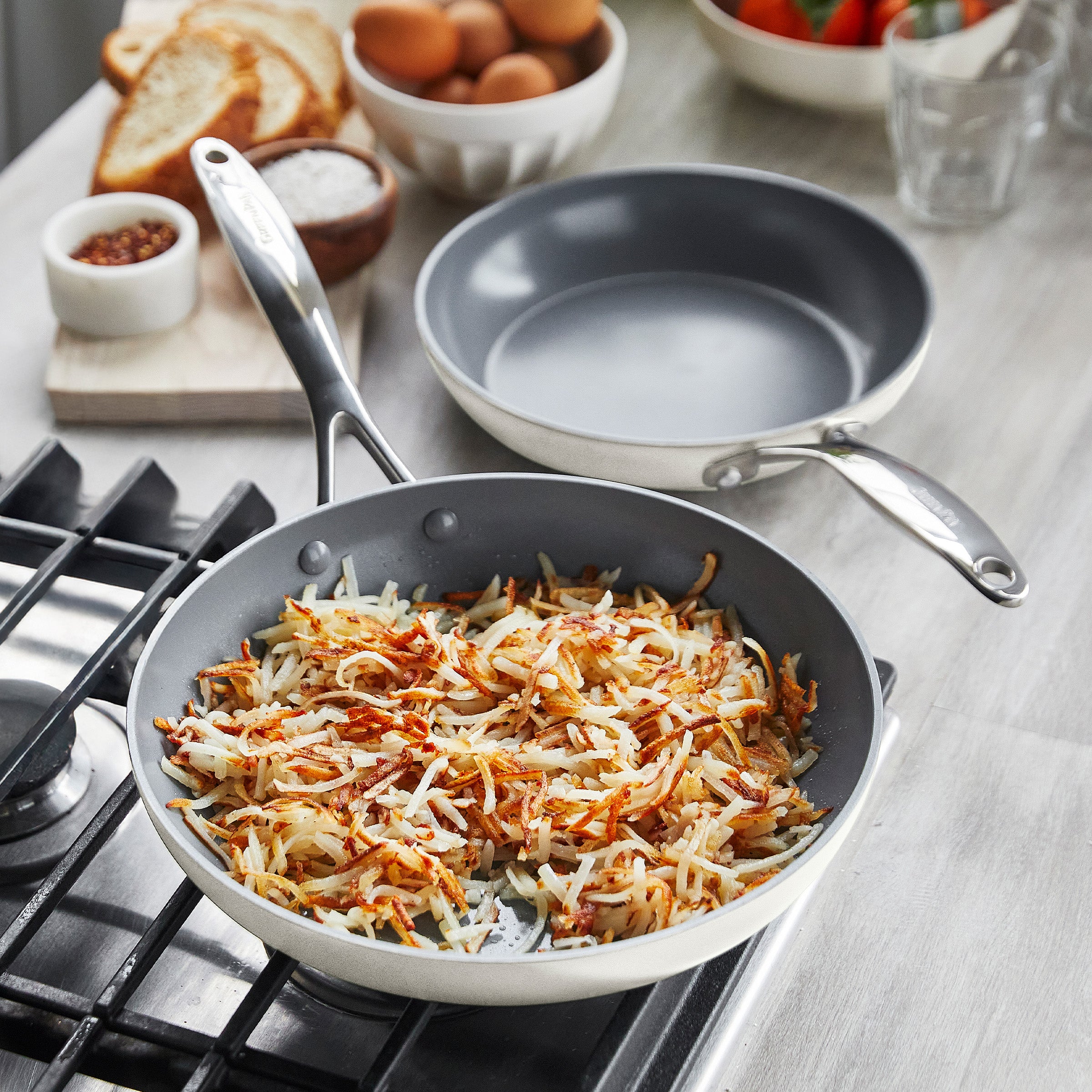 Valencia Pro Ceramic Nonstick 9.5 and 11 Frypan Set | Cream - Image 5