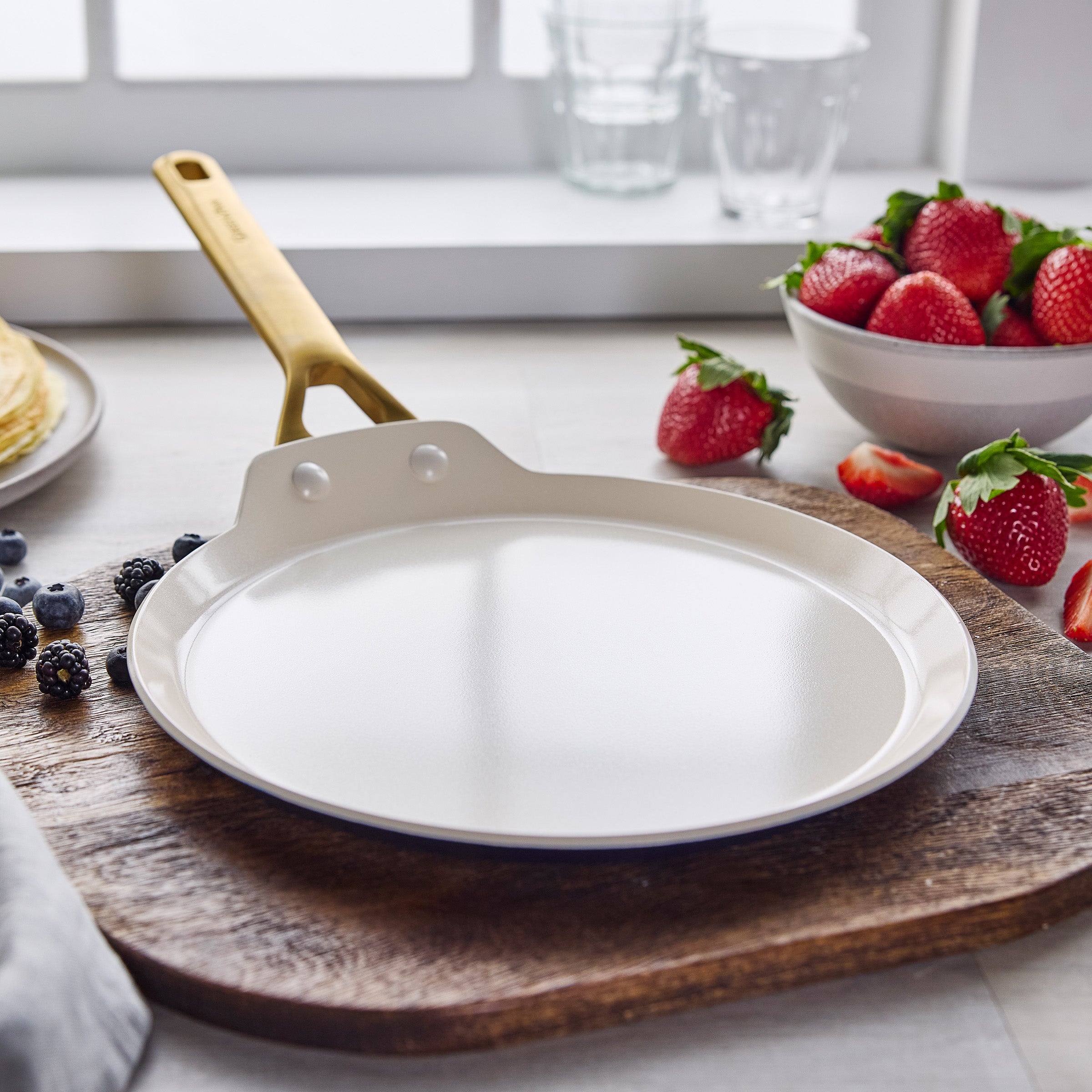 Reserve Pro Ceramic Nonstick 11-Piece Cookware Set | Cream - Image 4