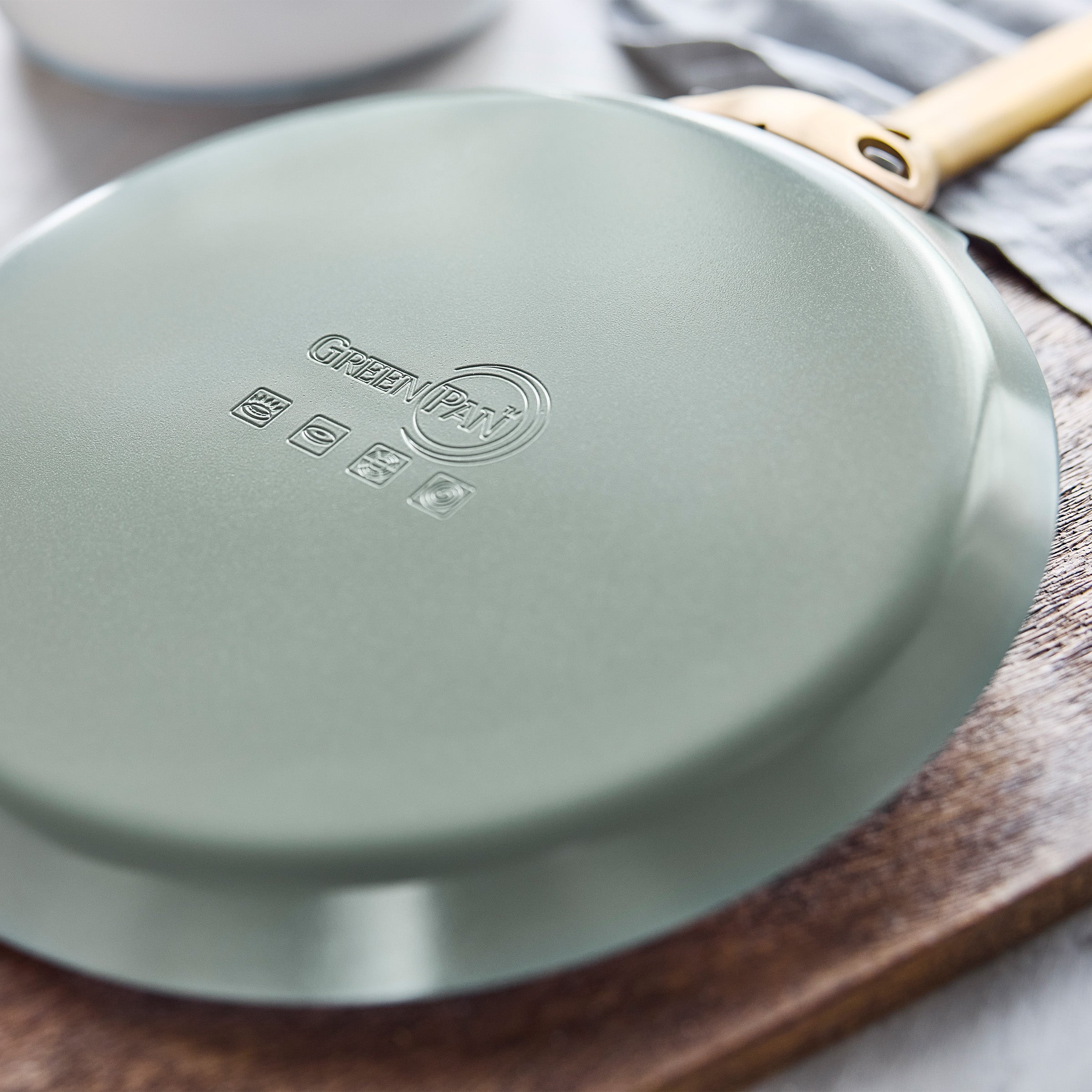 Reserve Pro Ceramic Nonstick 10 Crepe Pan | Moss - Image 4