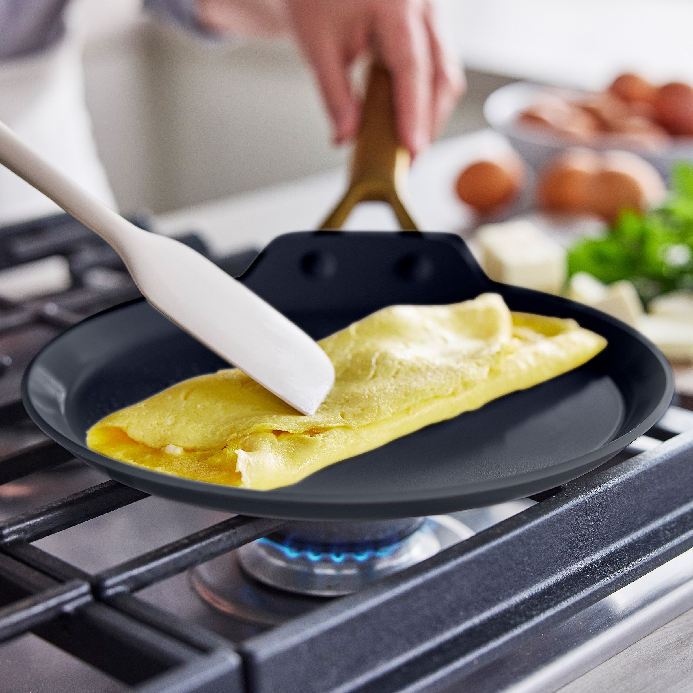 Reserve Pro Ceramic Nonstick 10 Crepe Pan | Black - Image 3