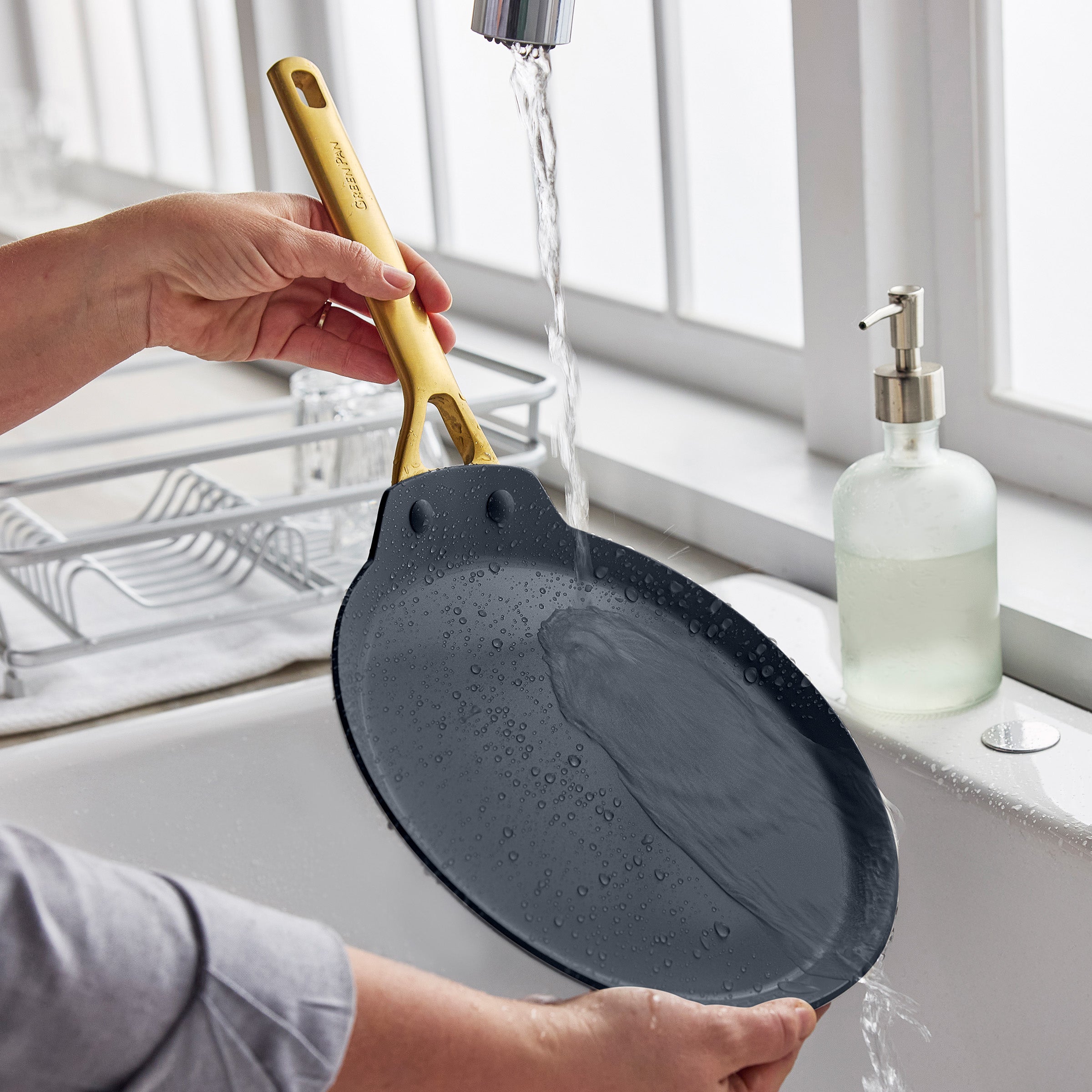 Reserve Pro Ceramic Nonstick 10 Crepe Pan | Black - Image 8