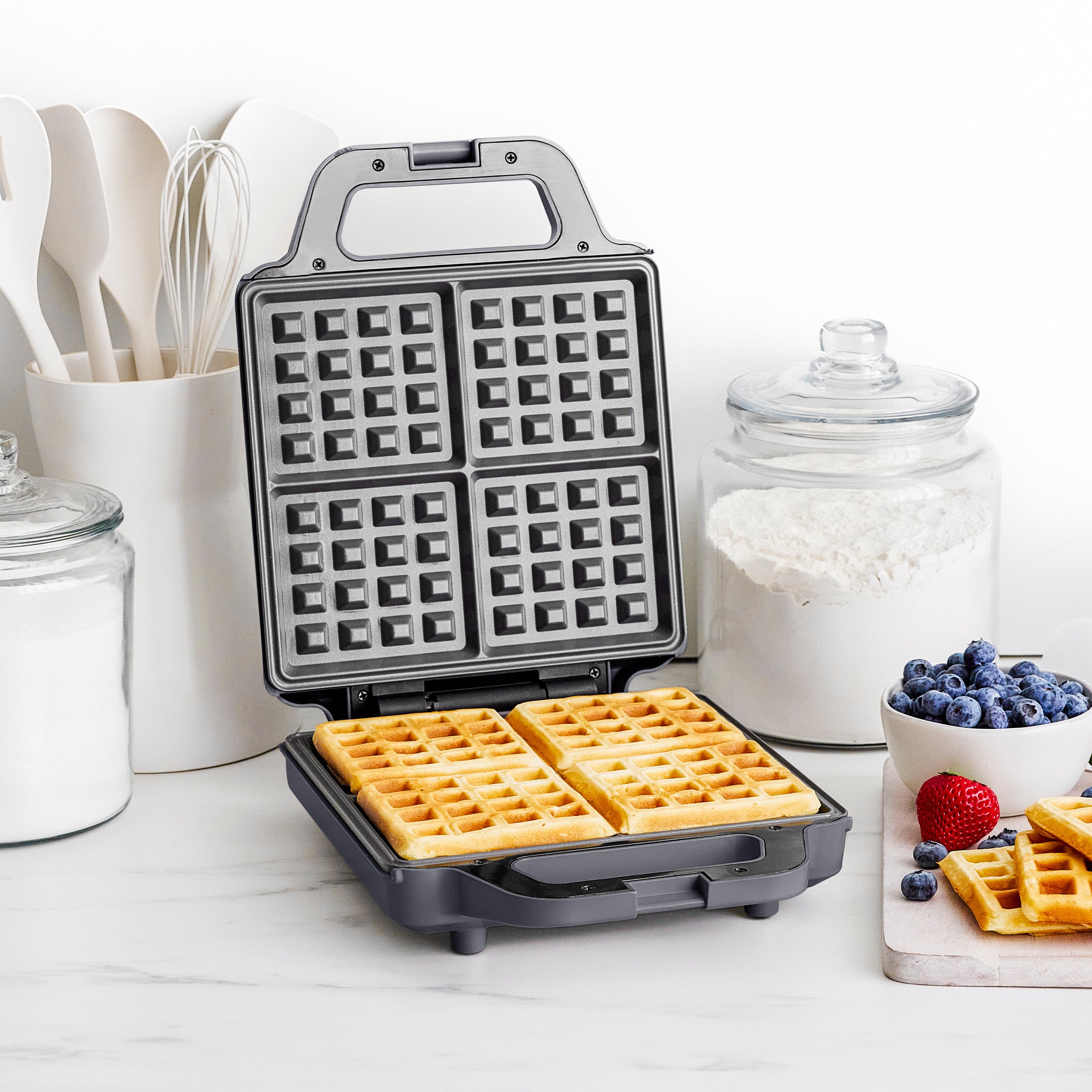 Advanced 4-Square Waffle Maker | Graphite - Image 2