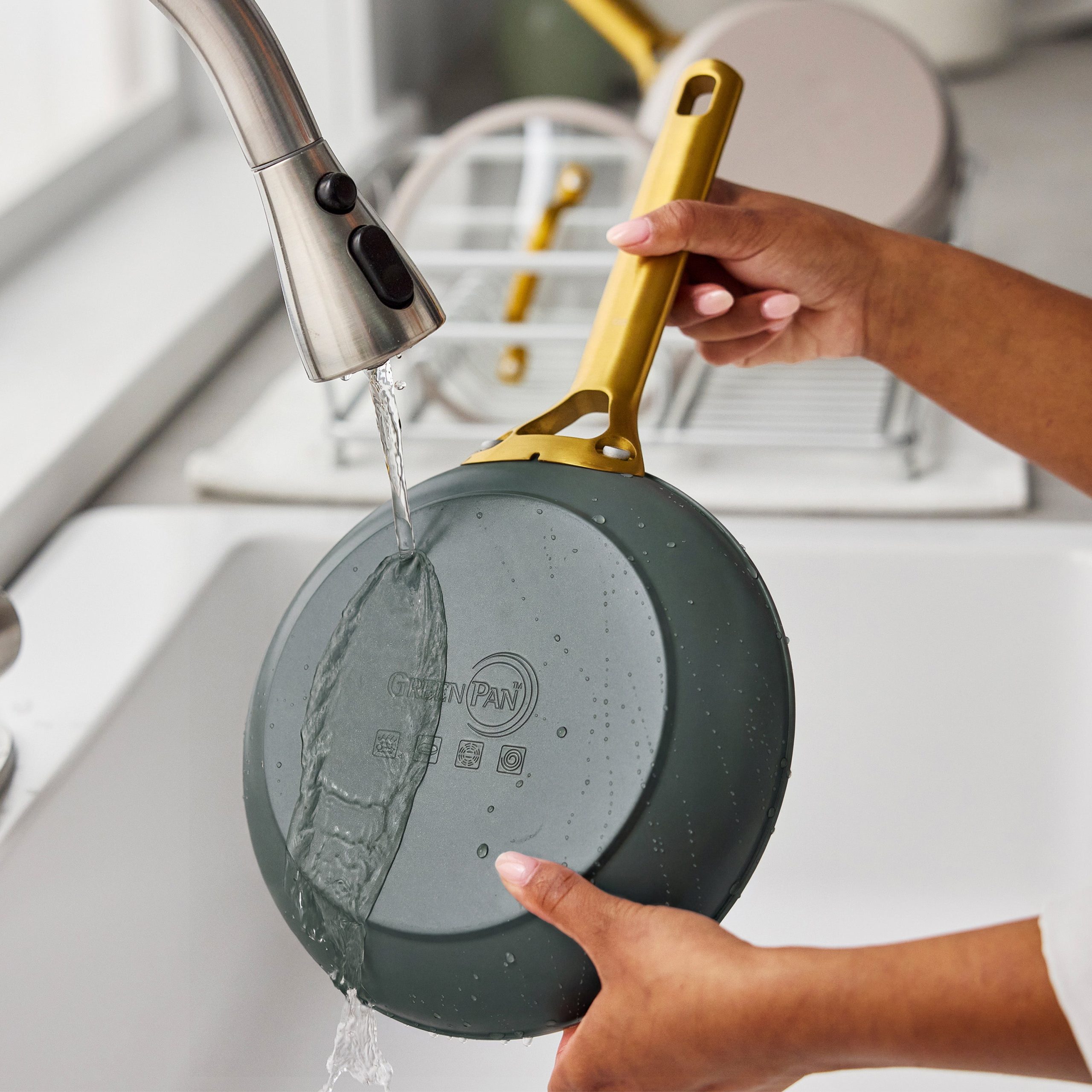 Reserve Pro Ceramic Nonstick 8. 10 and 12 Frypan Set | Spruce - Image 9