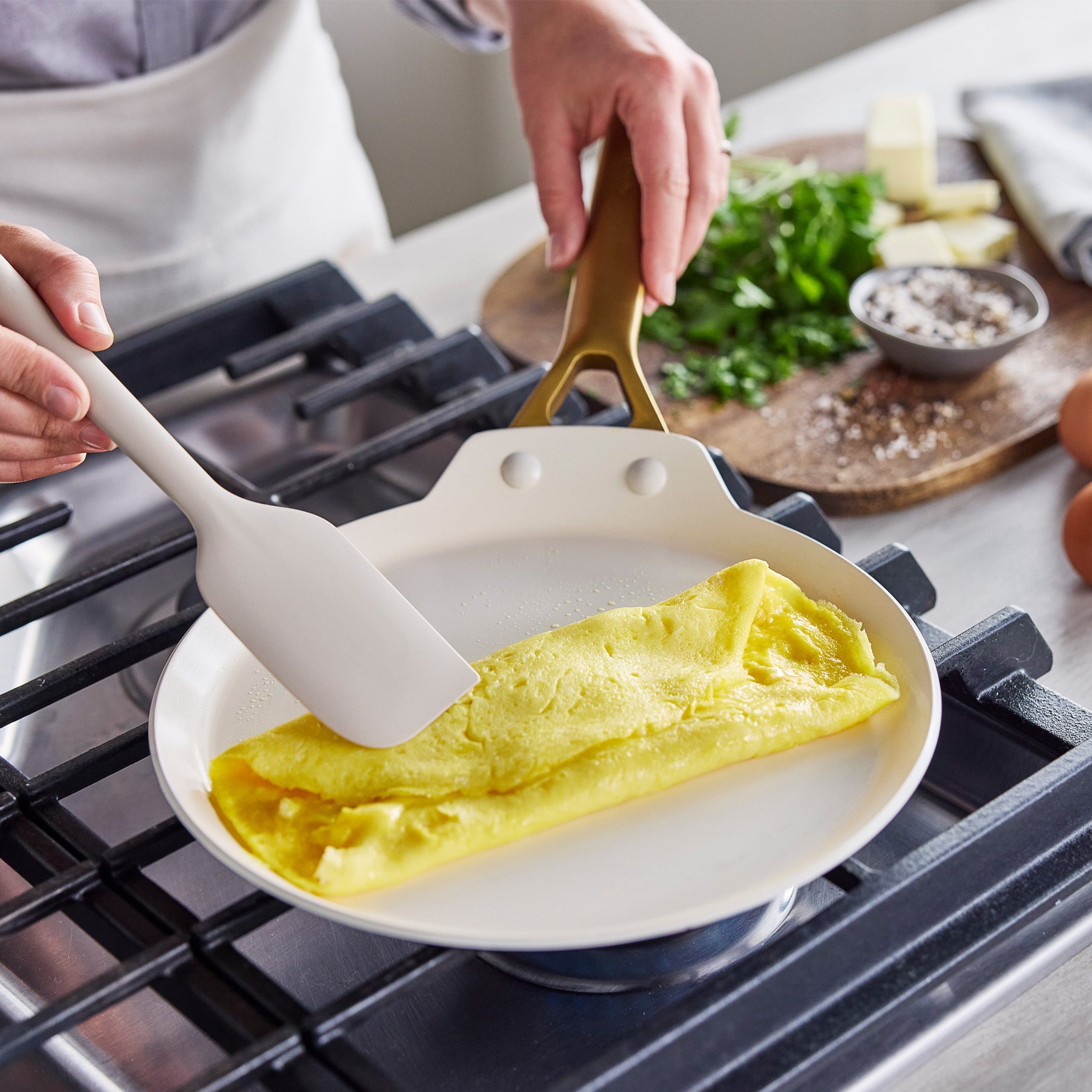 Reserve Pro Ceramic Nonstick 10 Crepe Pan | Latte - Image 3