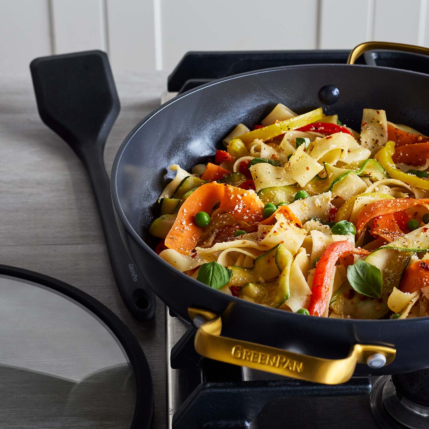 Reserve Pro Ceramic Nonstick 3.75-Quart Everyday Pan with Lid | Black - Image 5