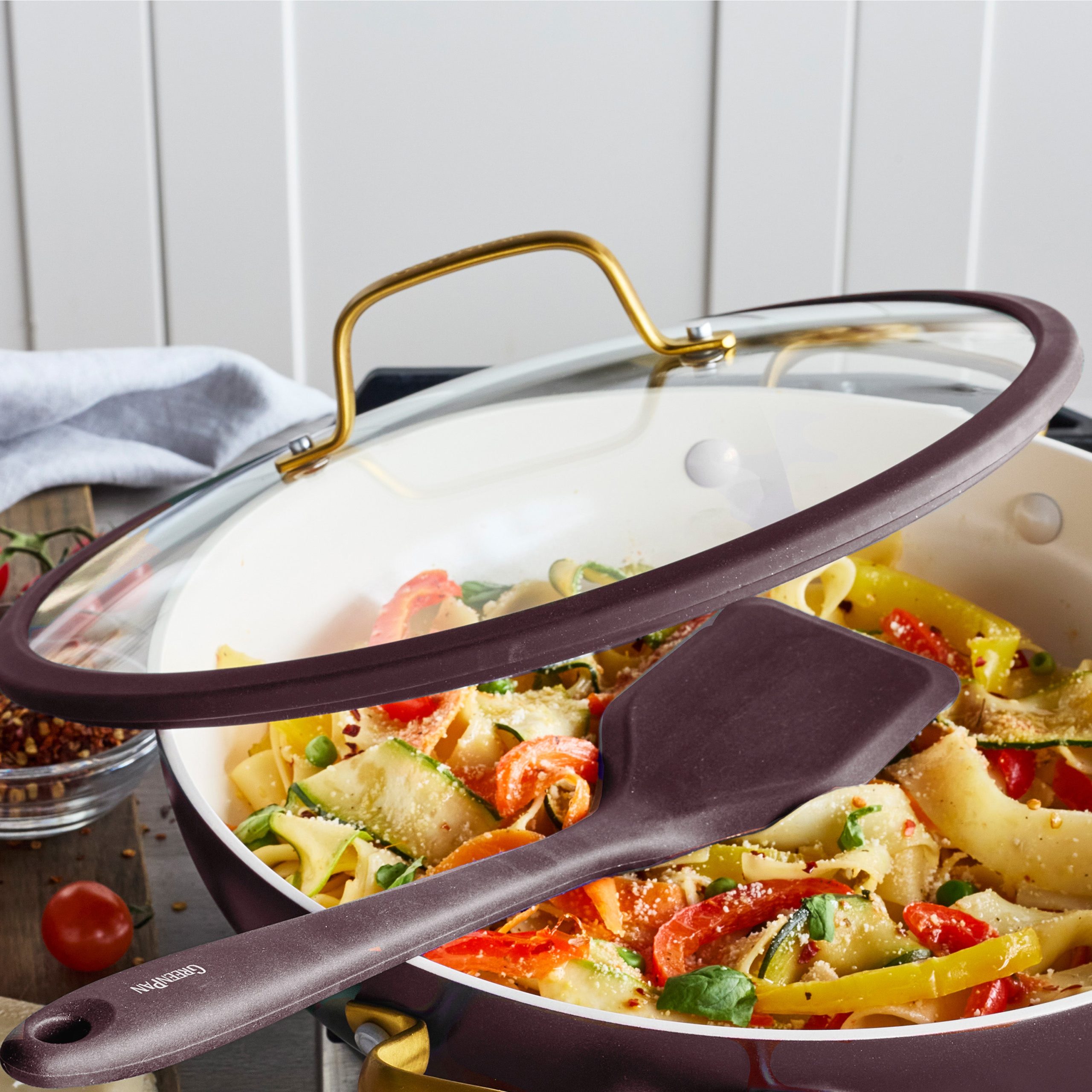 Reserve Pro Ceramic Nonstick 3.75-Quart Everyday Pan with Lid | Bordeaux - Image 3