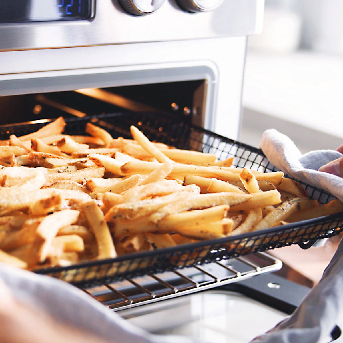 Elite Convection Air Fryer Toaster Oven | Premiere Stainless Steel - Image 11