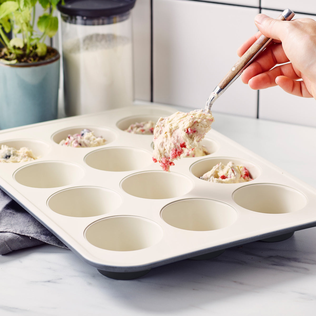 GreenLife Ceramic Nonstick Muffin Pan | Black - Image 3