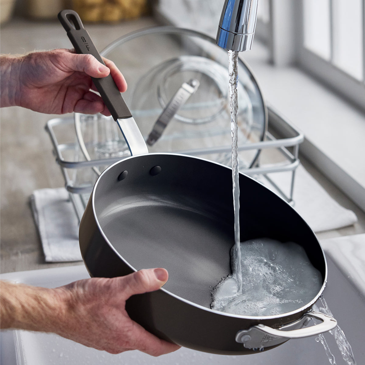 Bobby Flay by GreenPan Professional Ceramic Nonstick 4.5-Quart Sauté Pan with Lid | Black - Image 8