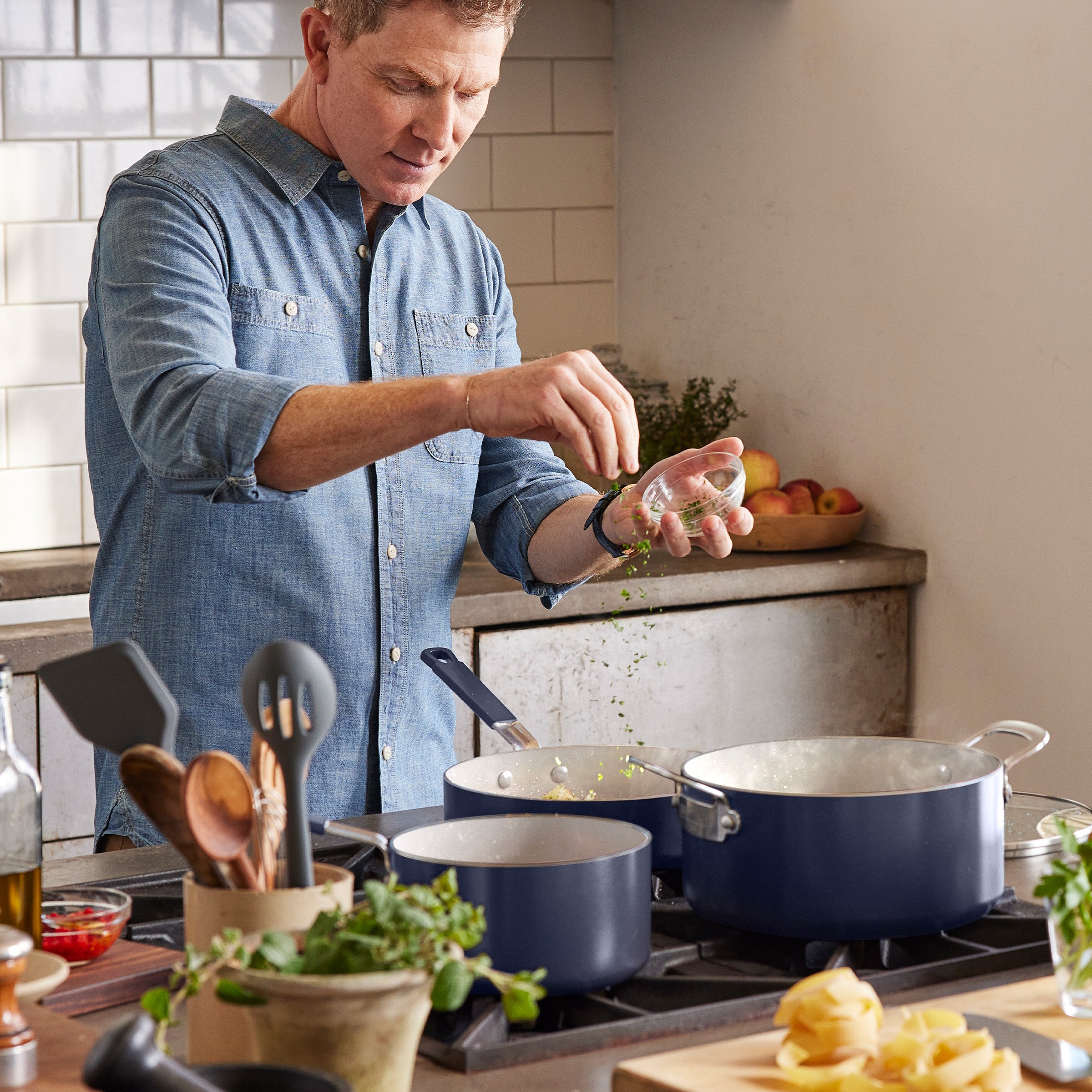 Bobby Flay by GreenPan Professional Ceramic Nonstick 10-Piece Cookware Set | Oxford Blue - Image 4